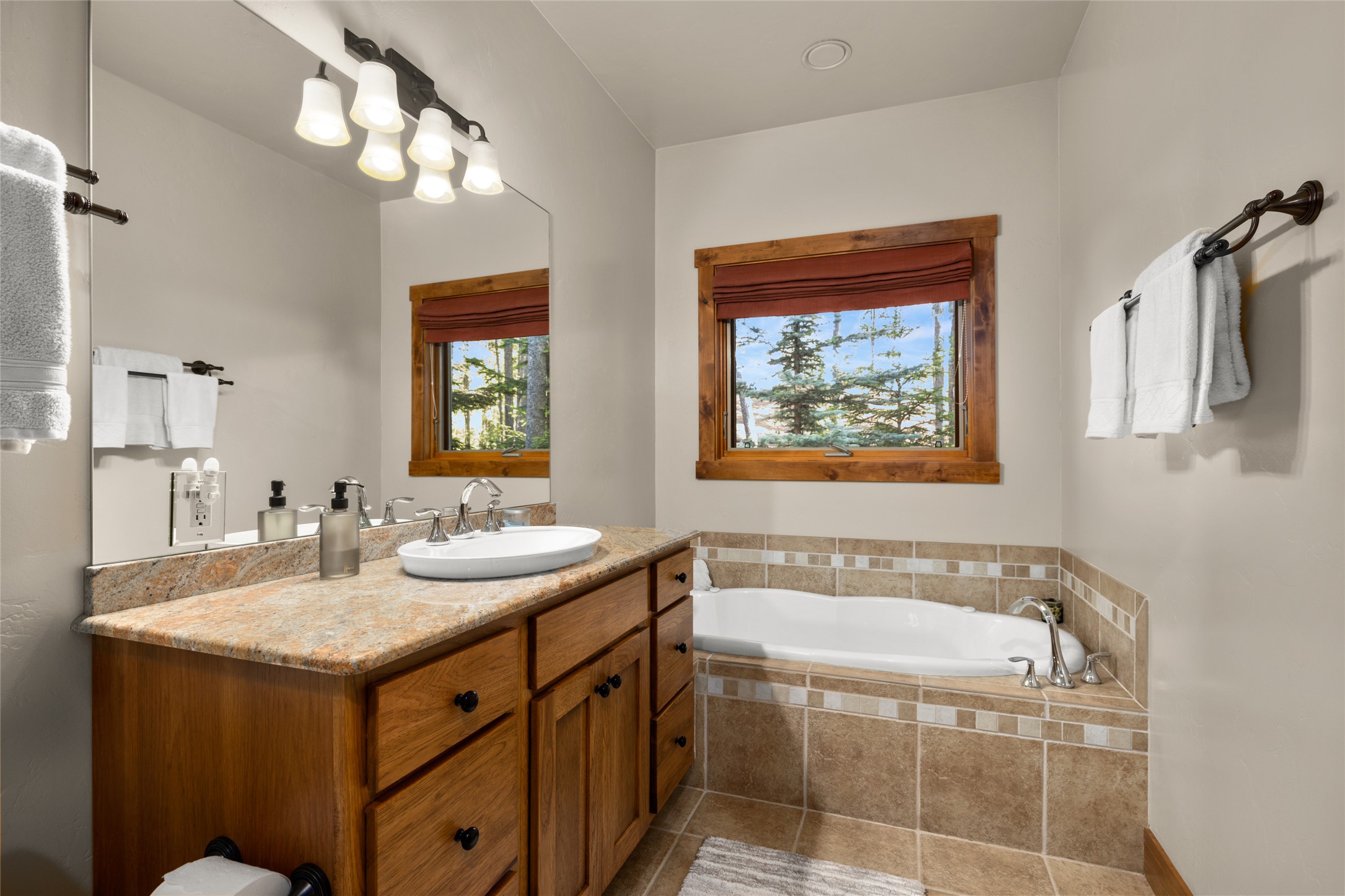 1133 Meadowlark Lane Property Photo 17