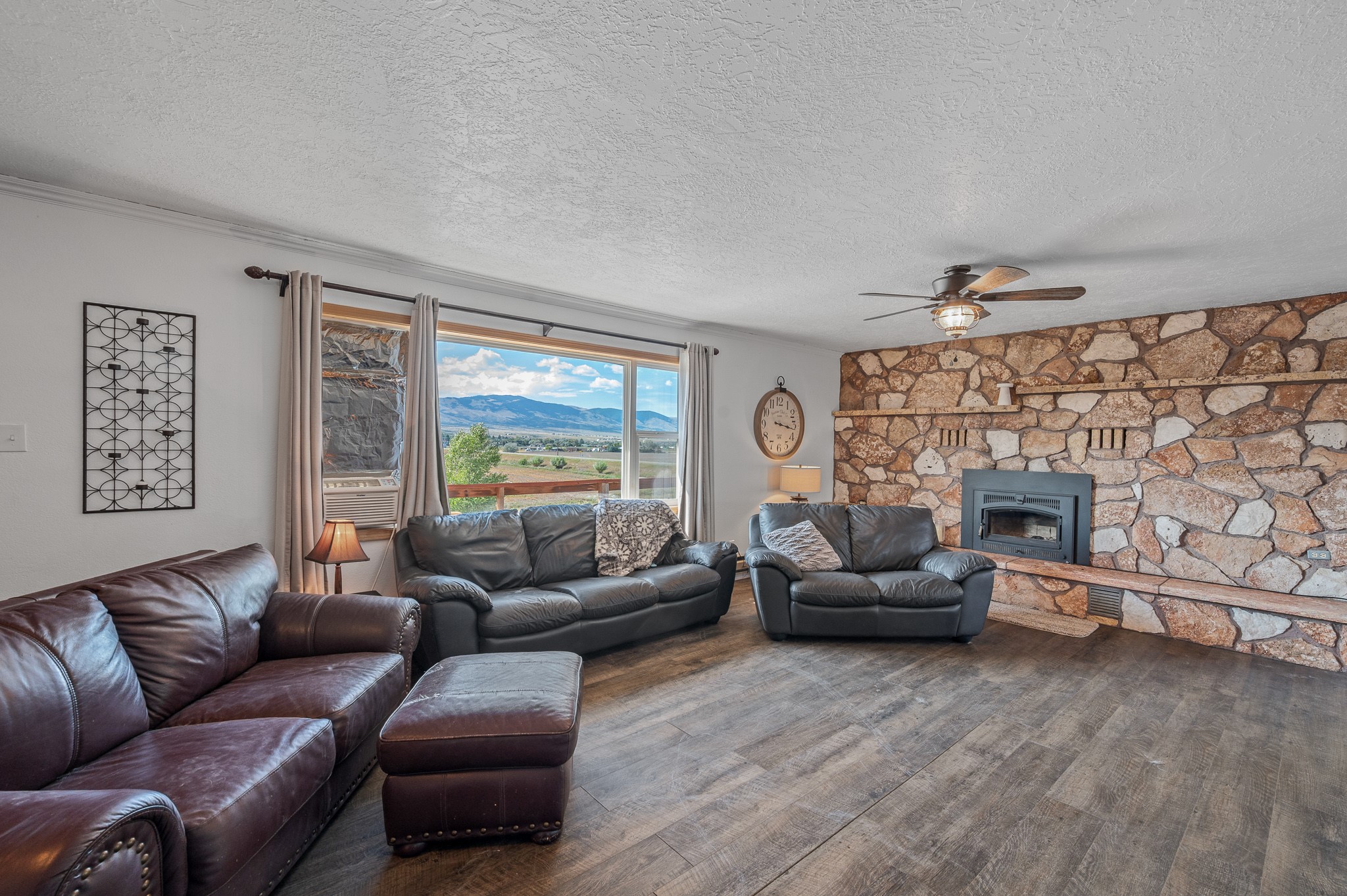 110 Us Highway 12 E Property Photo 12