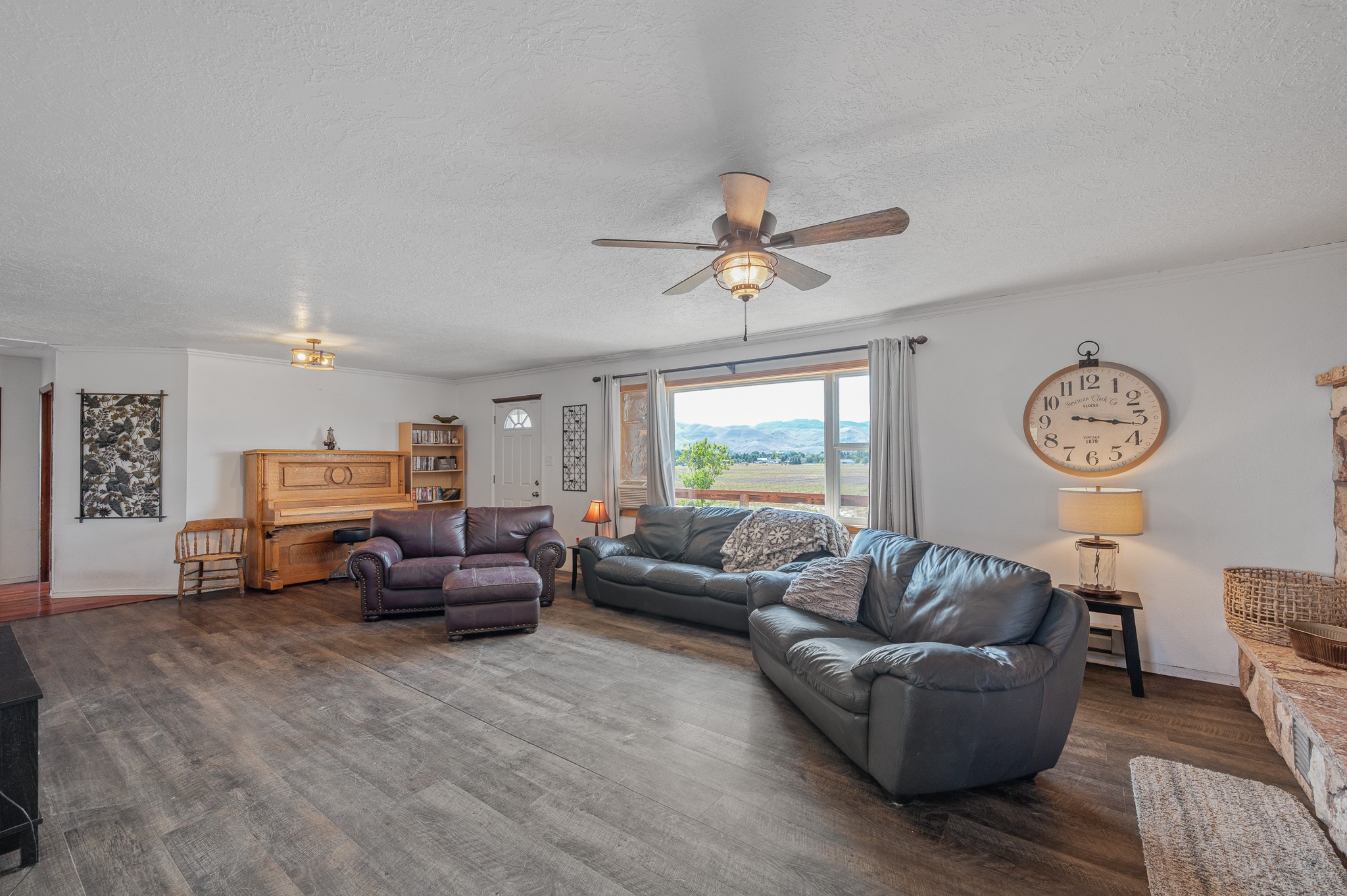 110 Us Highway 12 E Property Photo 13