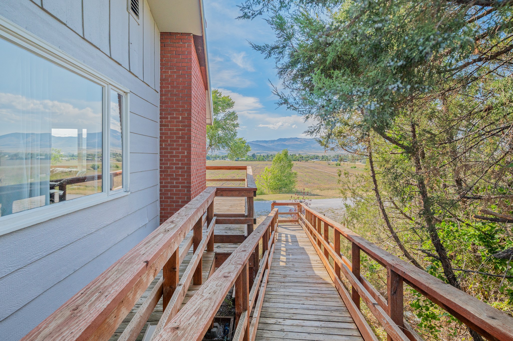 110 Us Highway 12 E Property Photo 32