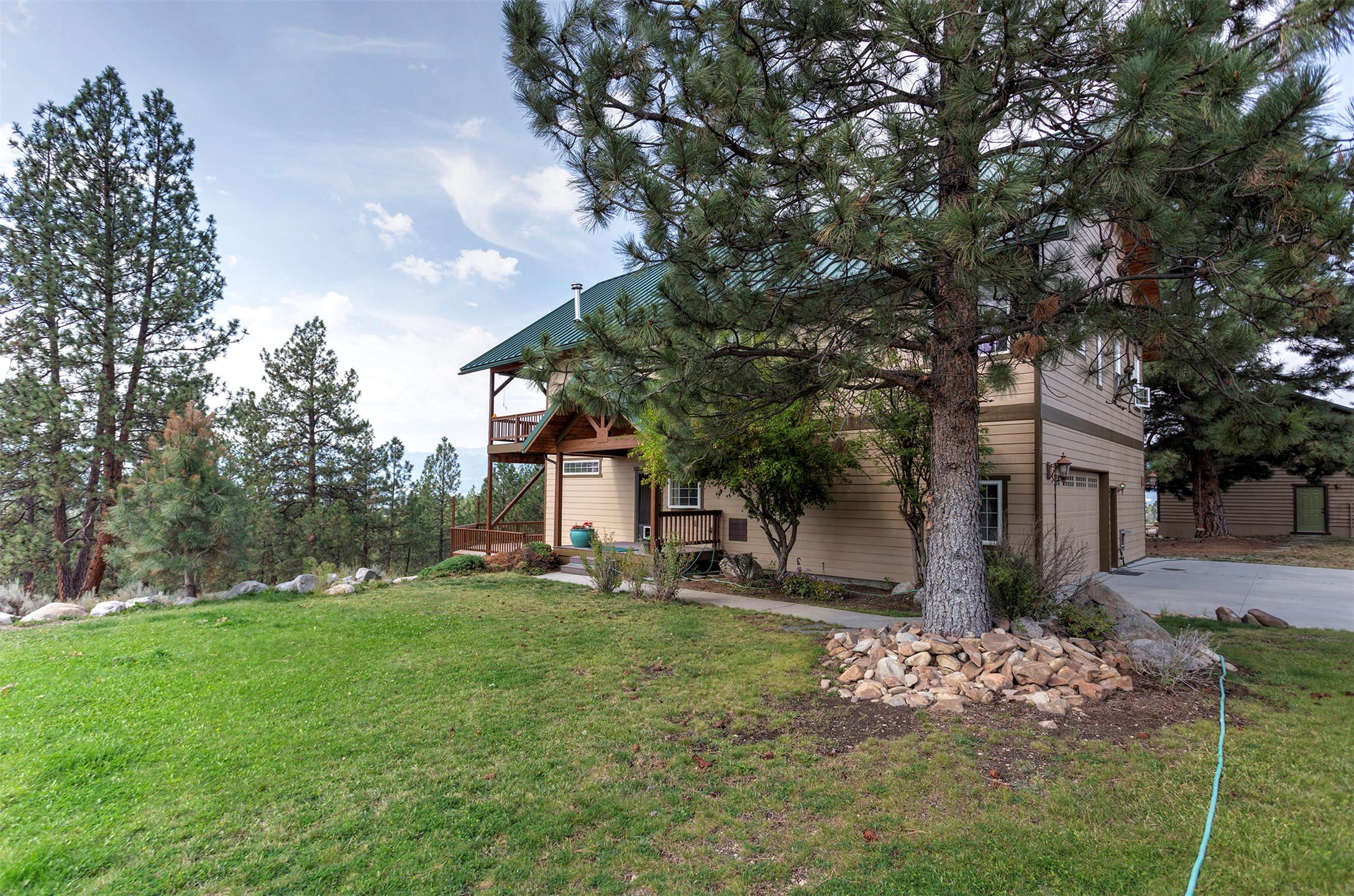 478 Higgins Lane Property Photo 8