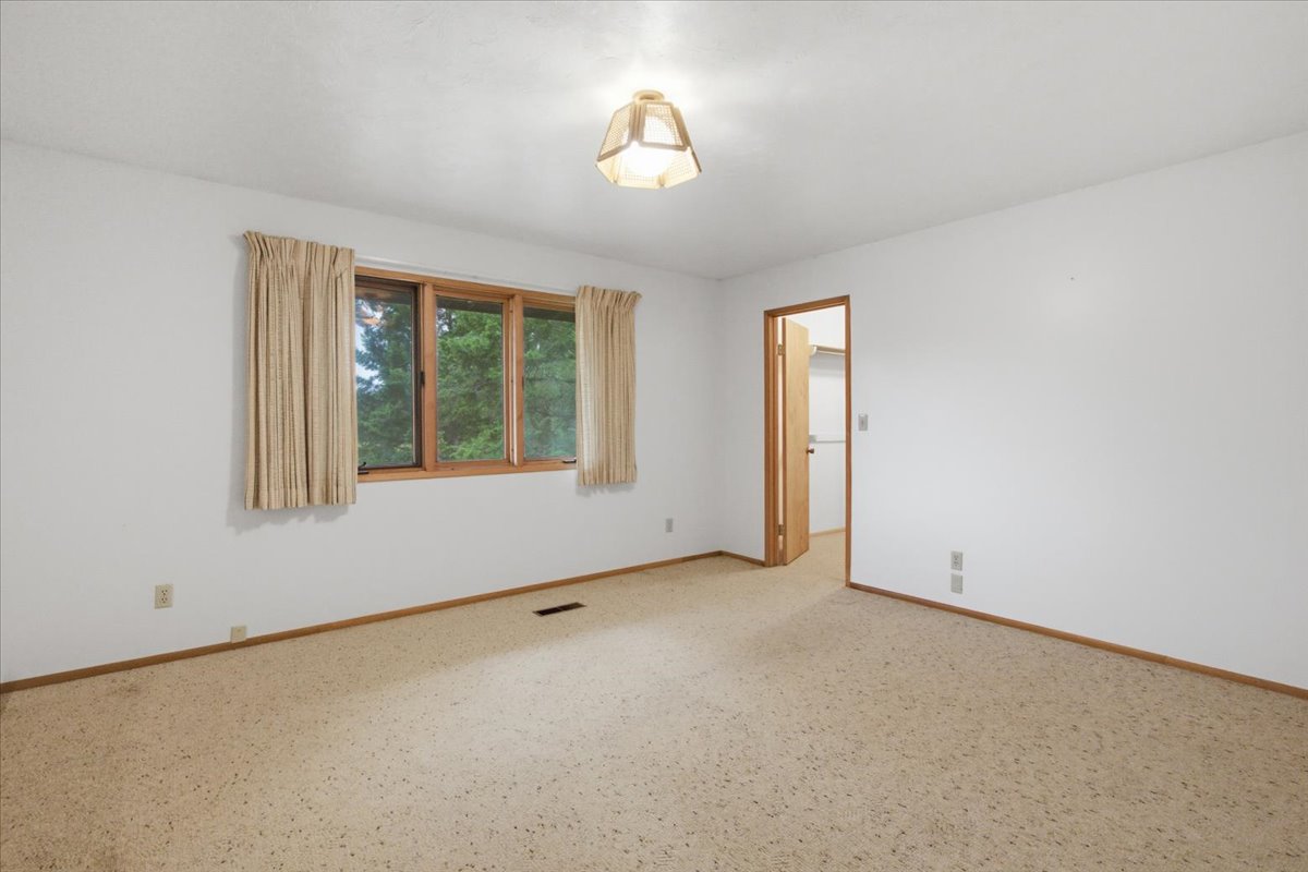 30 Schaub Road Property Photo 20