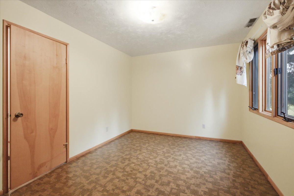 30 Schaub Road Property Photo 28