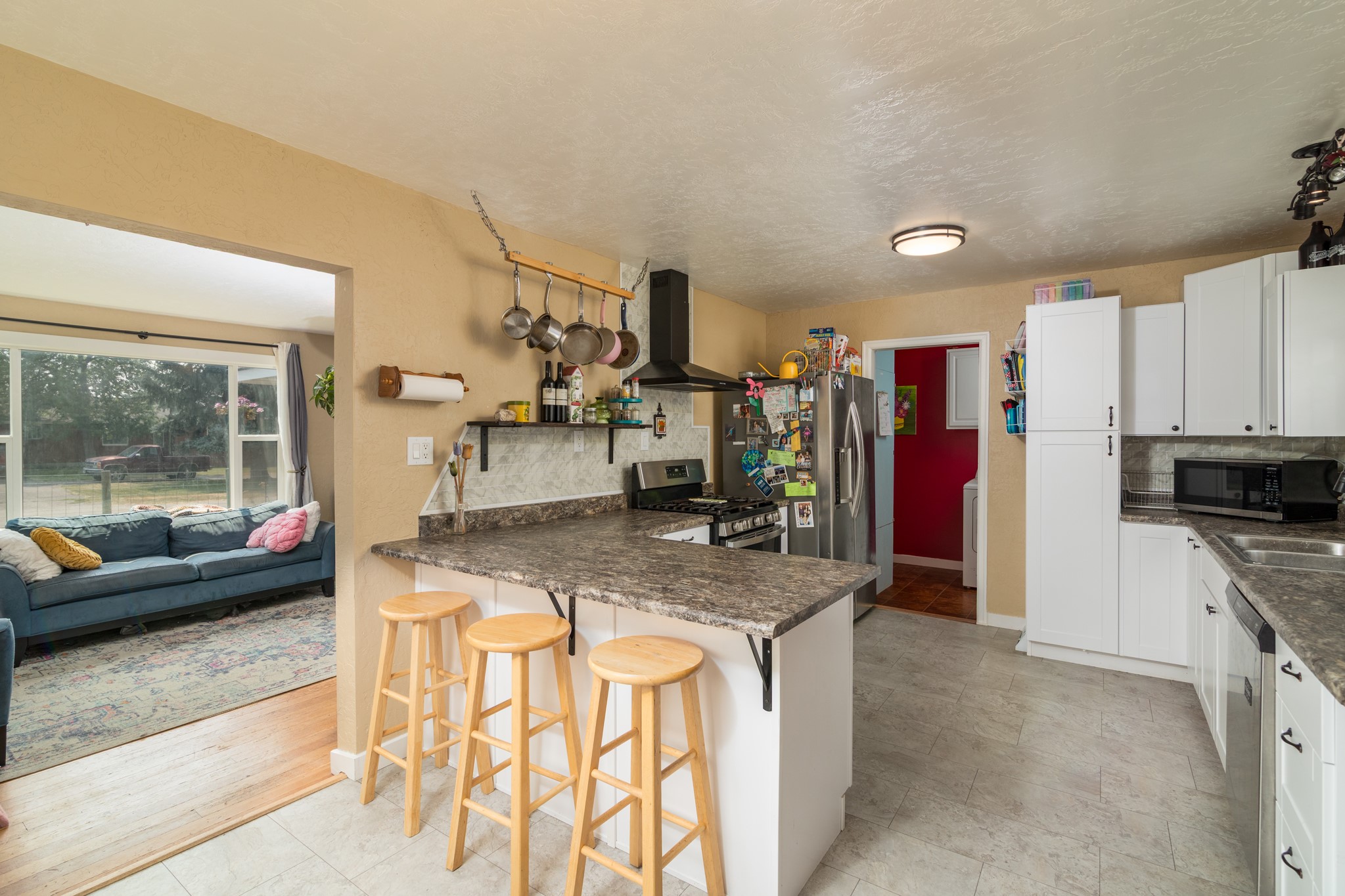 204 South Avenue Property Photo 5