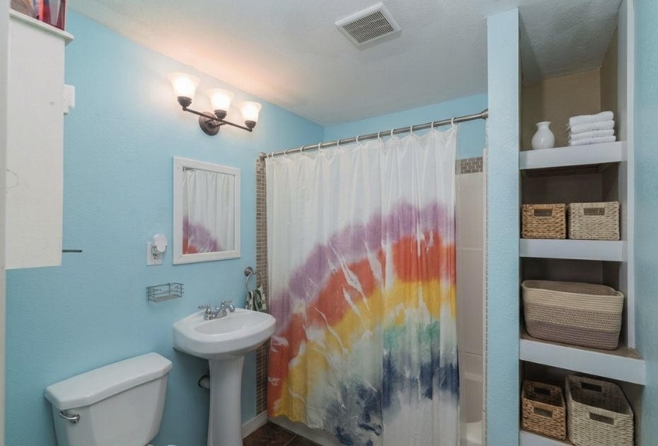 204 South Avenue Property Photo 12