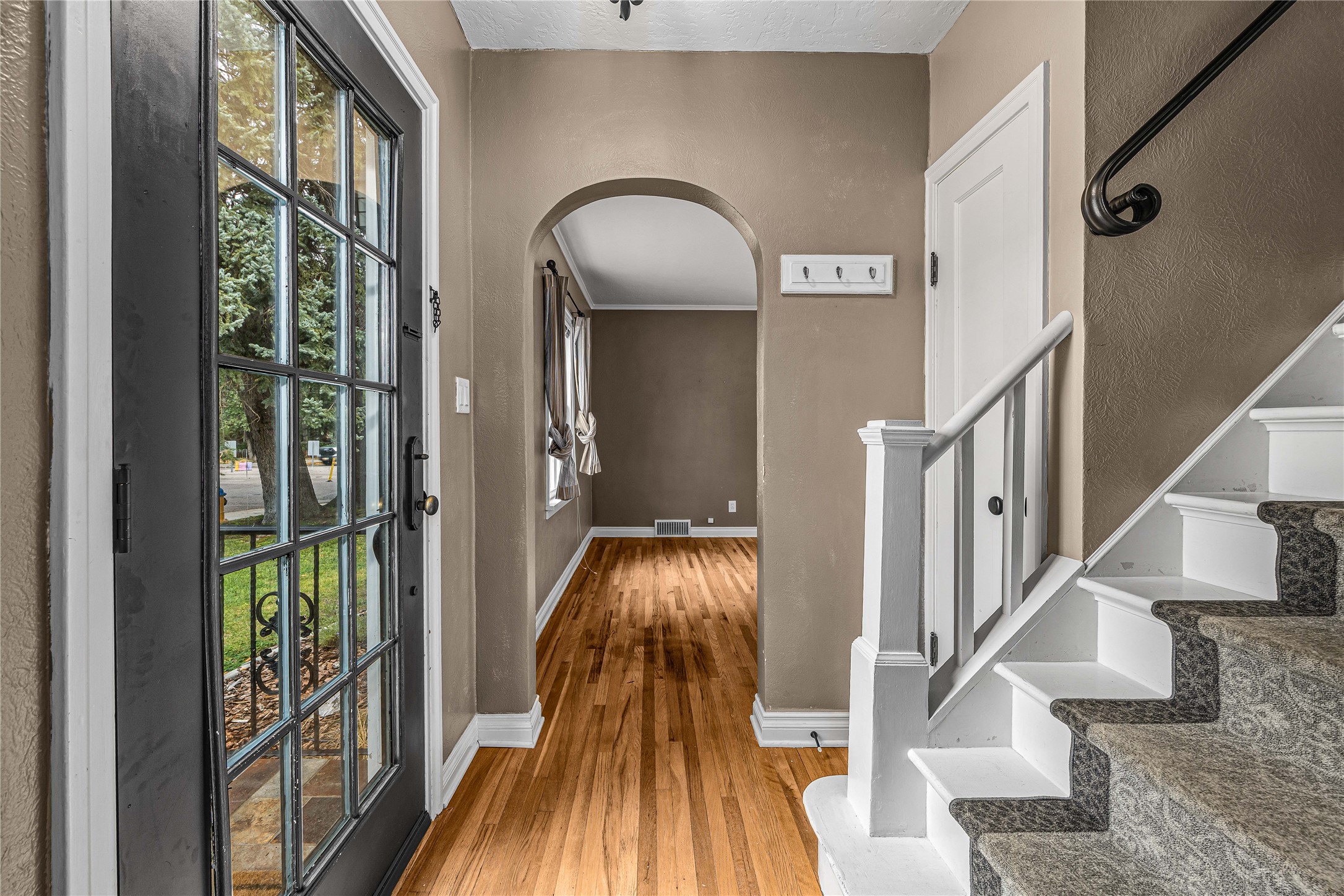 665 Woodworth Avenue Property Photo 3