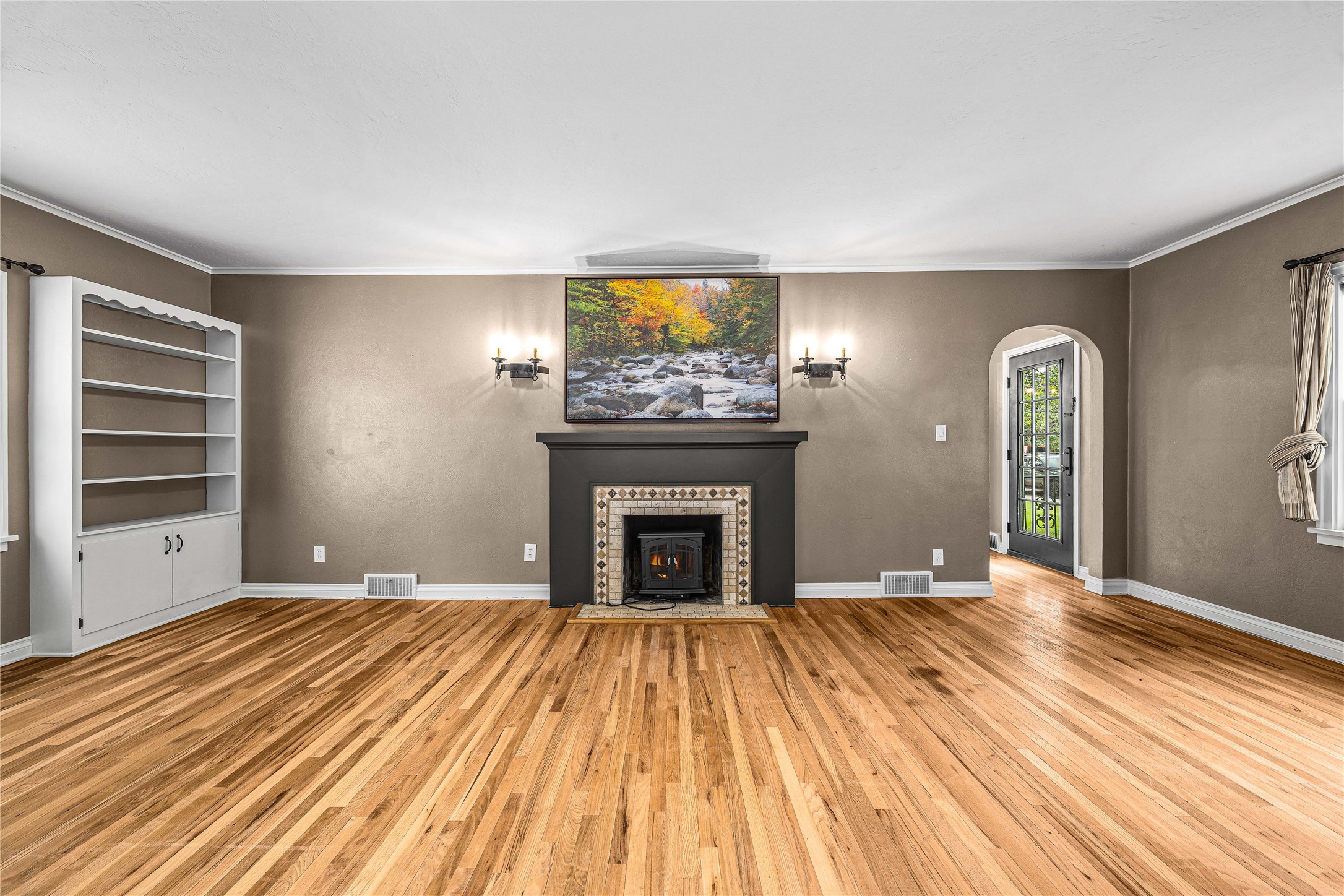 665 Woodworth Avenue Property Photo 7