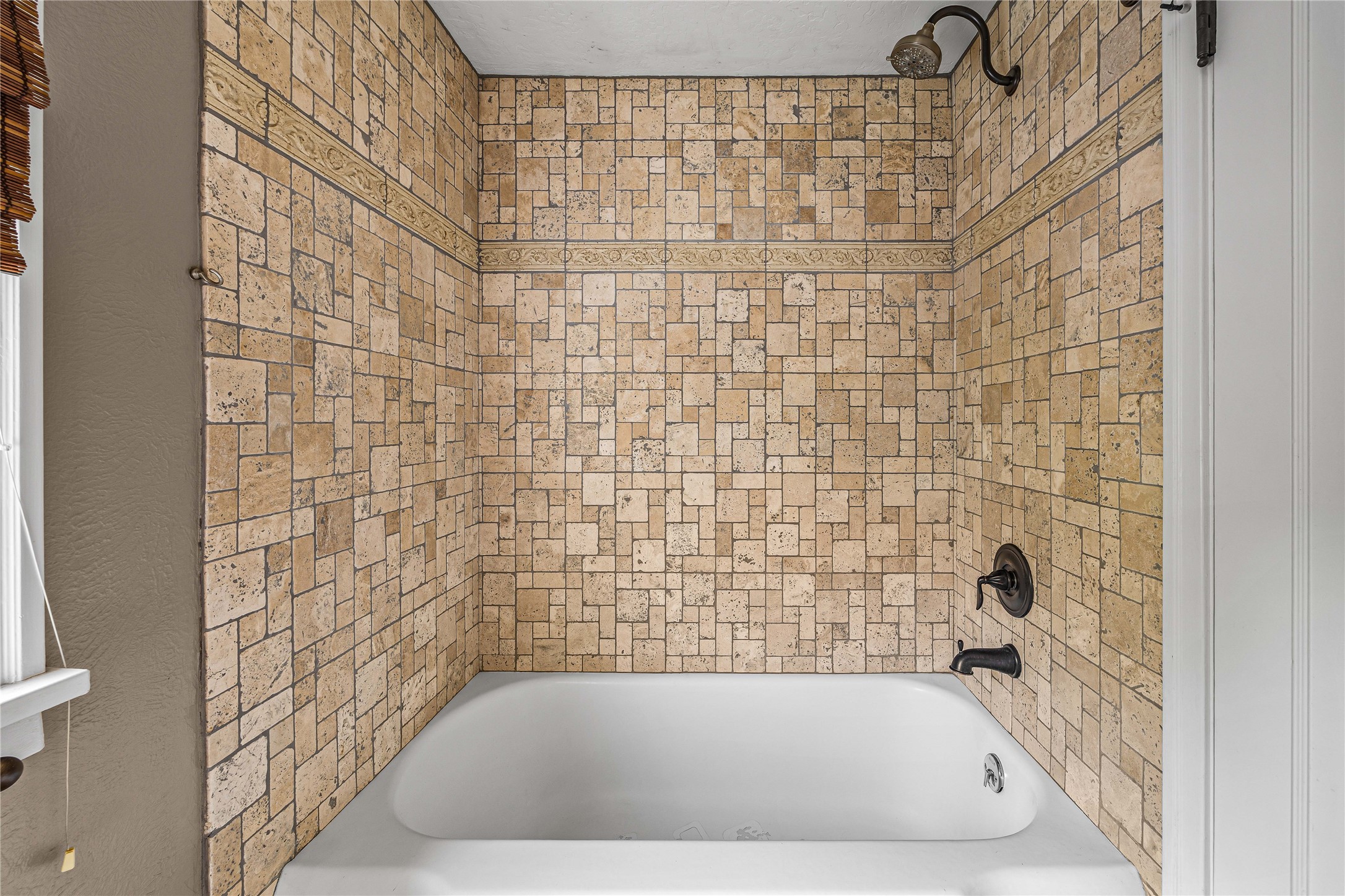 665 Woodworth Avenue Property Photo 32