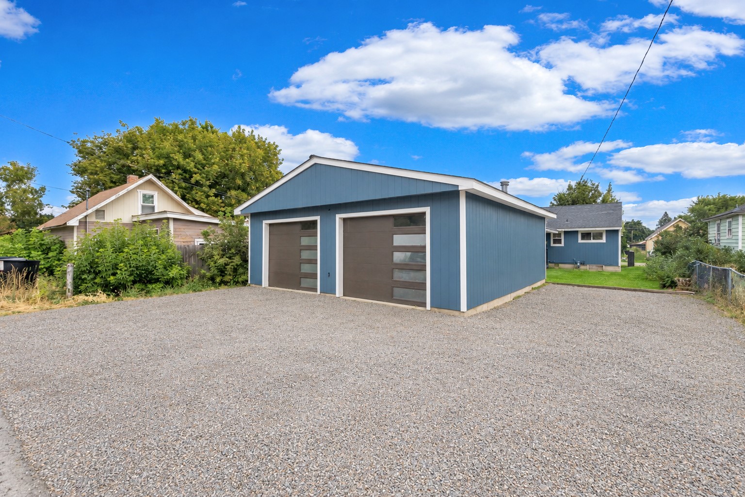730 10th Avenue W Property Photo 4
