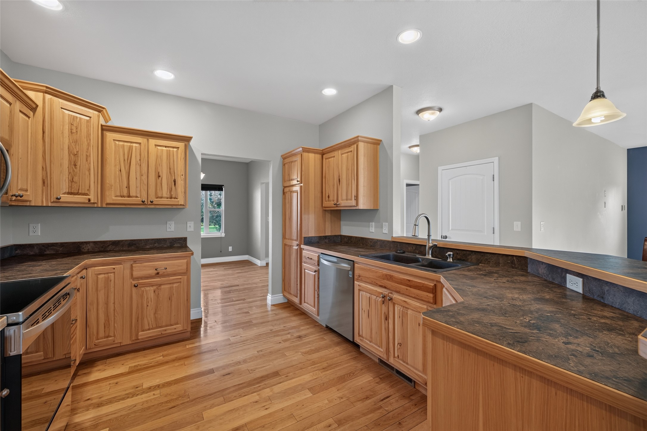 835 Cap Road Property Photo 15