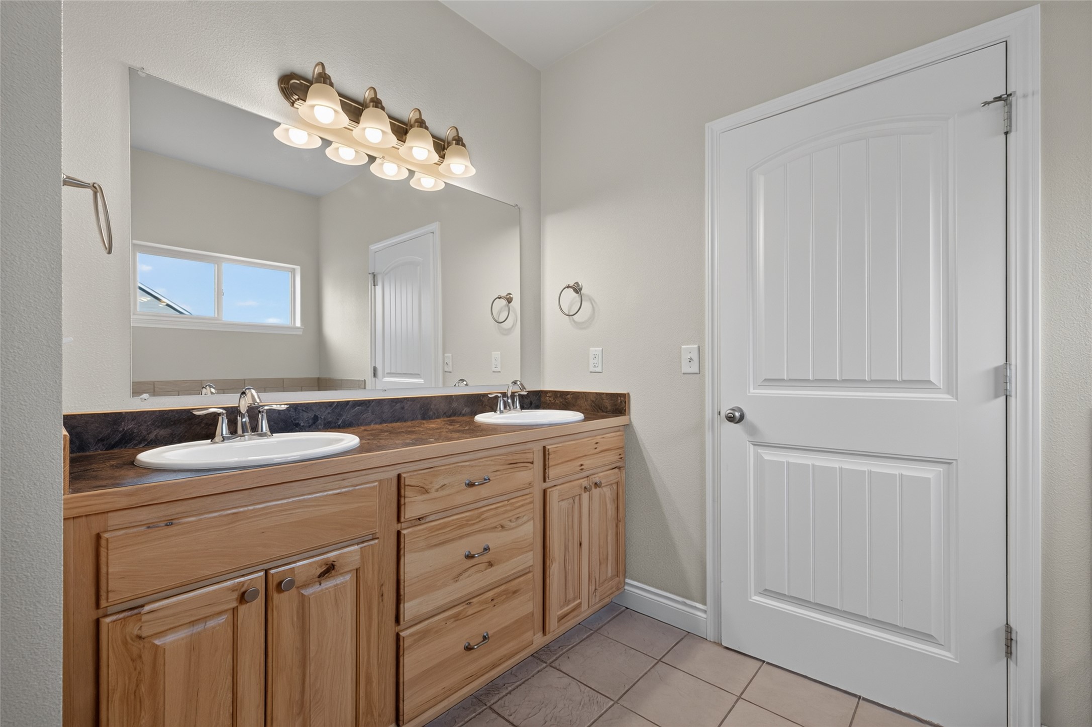 835 Cap Road Property Photo 28