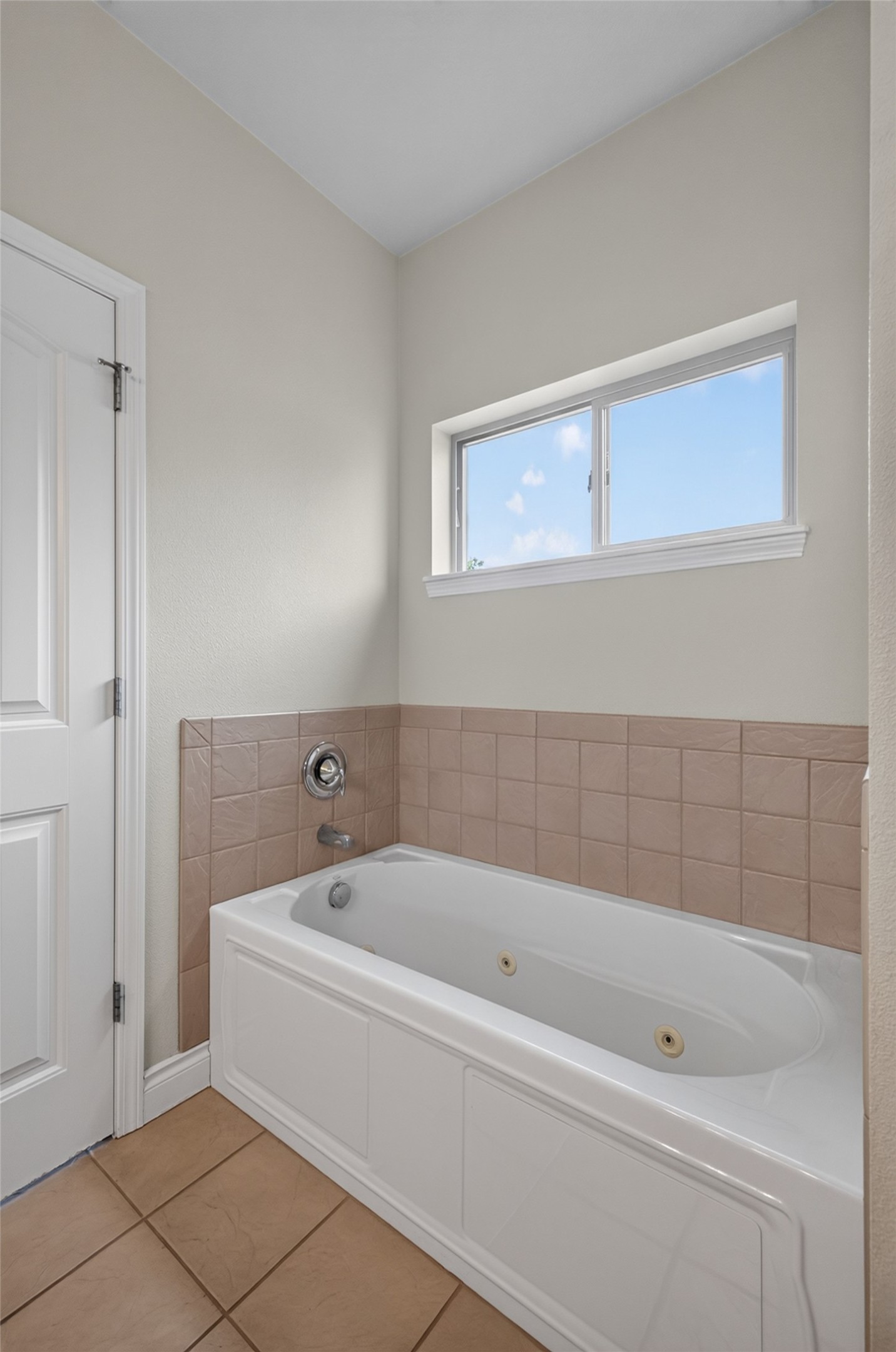 835 Cap Road Property Photo 30