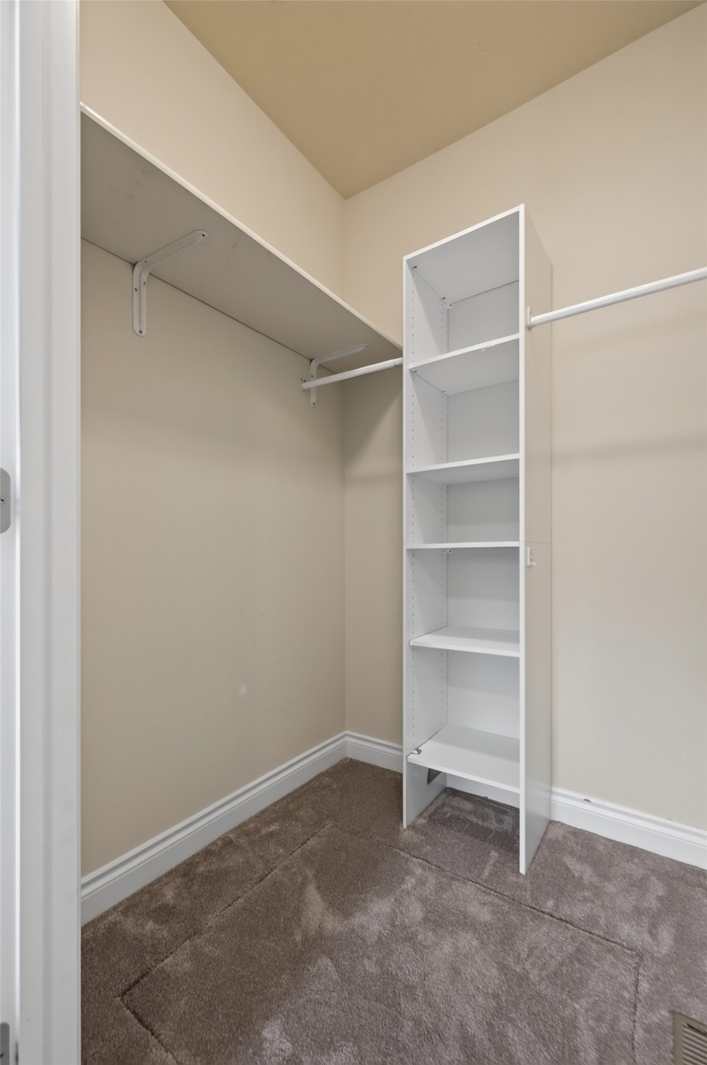 835 Cap Road Property Photo 33