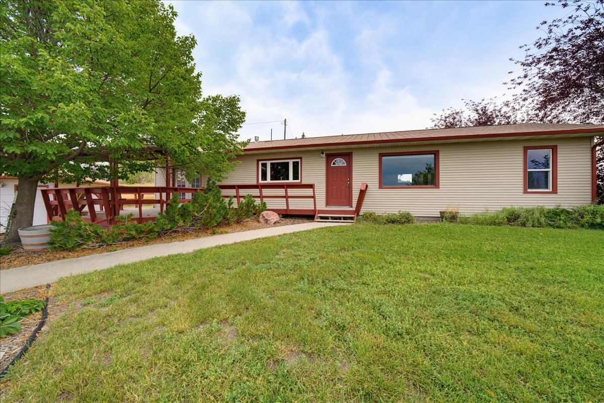 2202 3rd Street S Property Photo 1