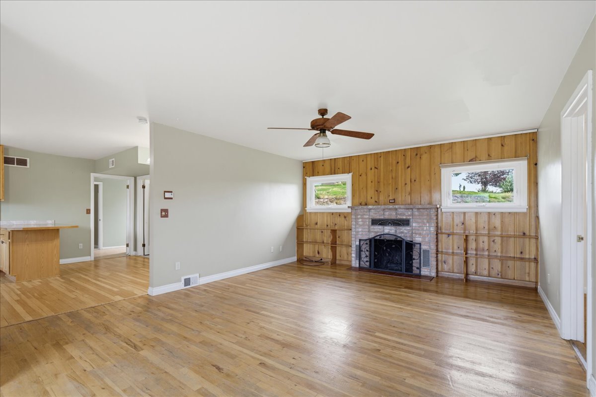 2202 3rd Street S Property Photo 6