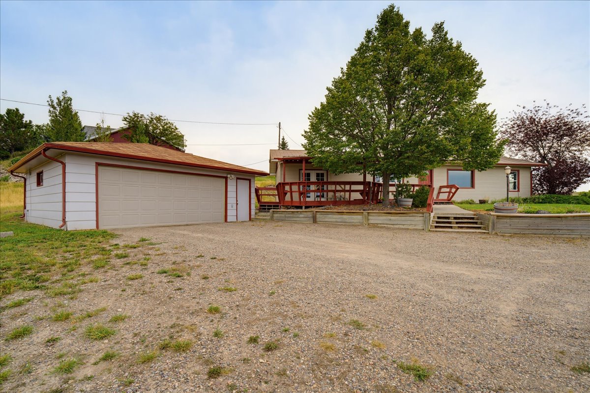 2202 3rd Street S Property Photo 6