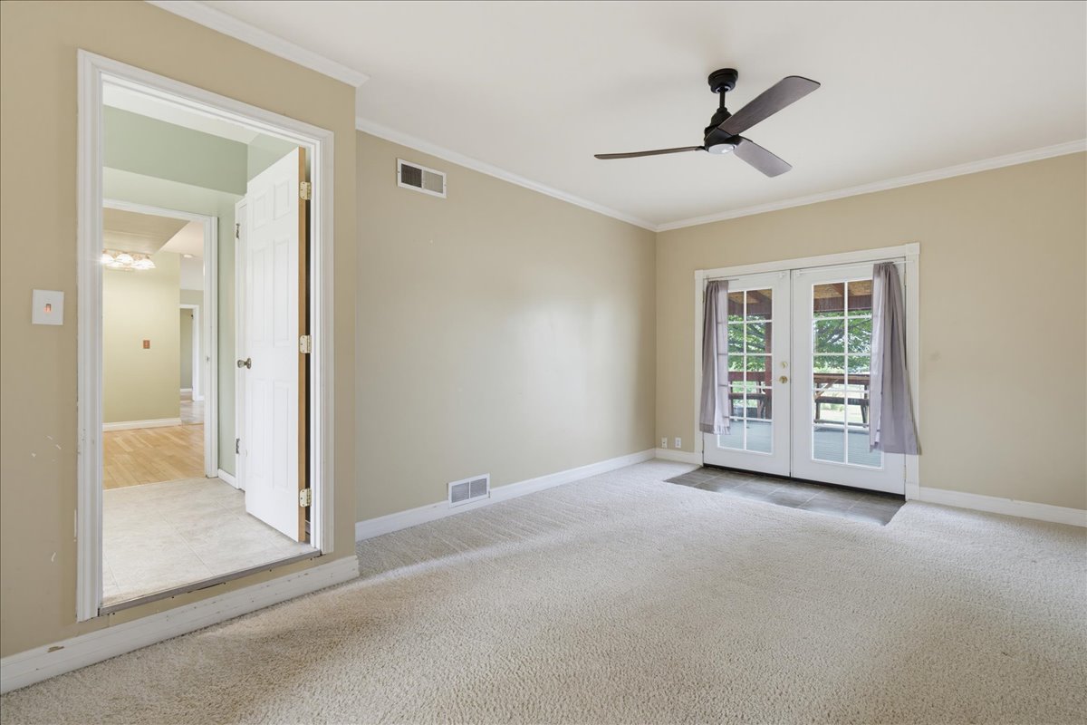 2202 3rd Street S Property Photo 19