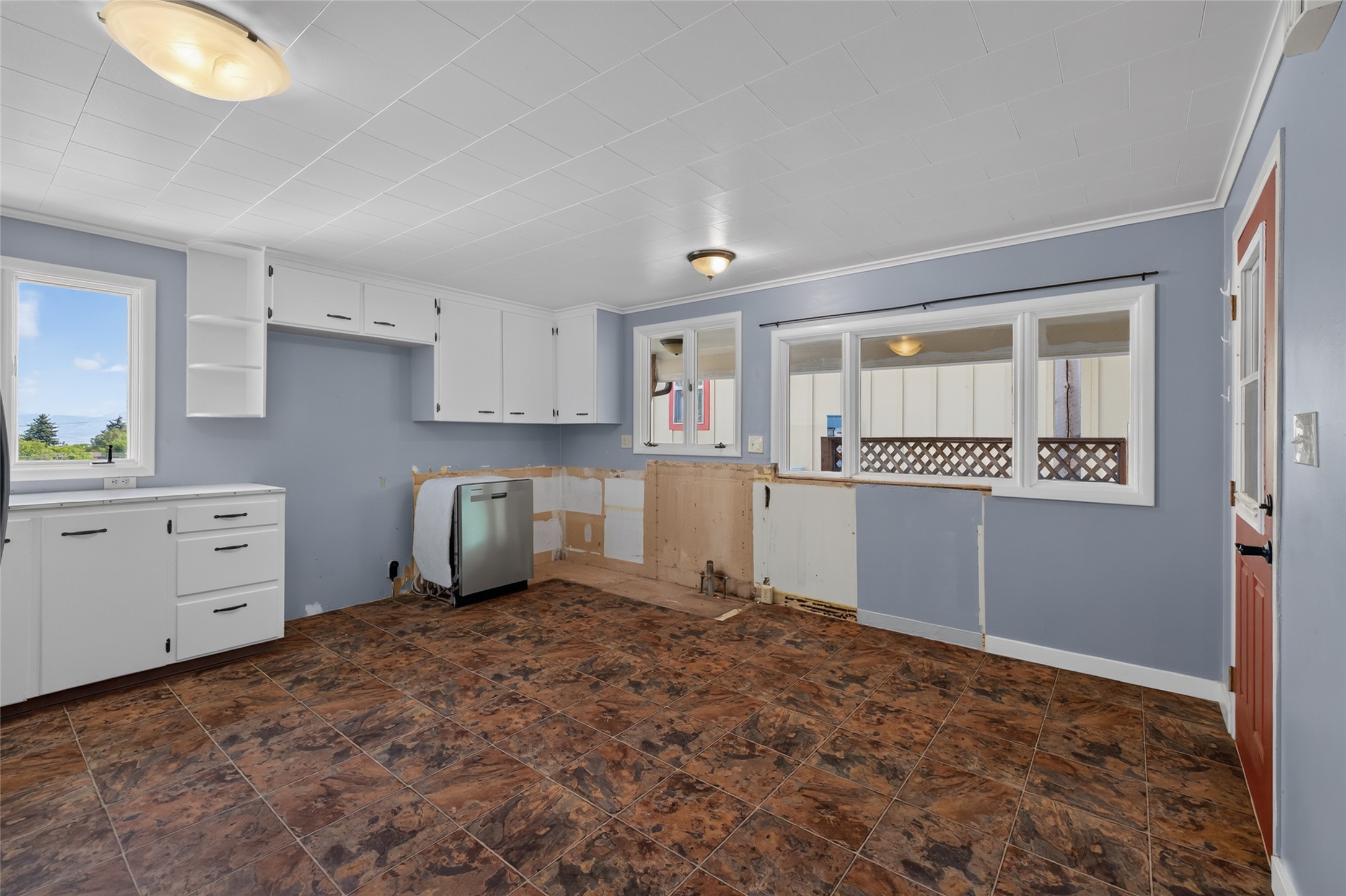 326 Pine Street Property Photo 10