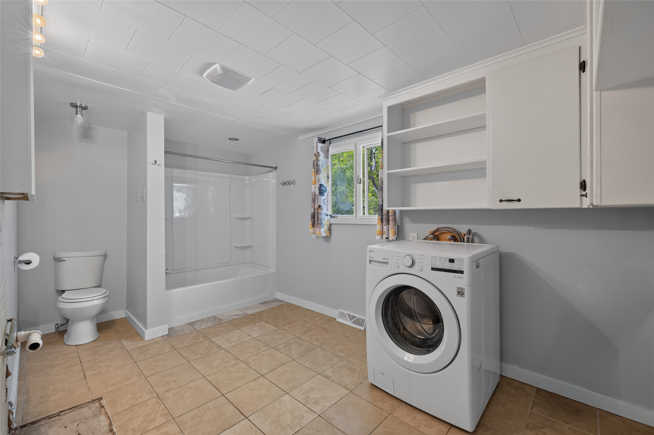 326 Pine Street Property Photo 17