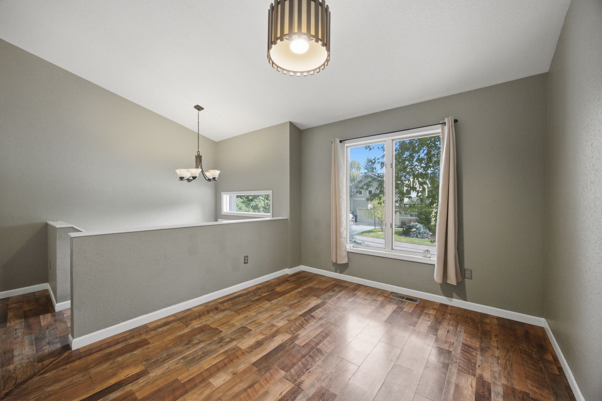 2203 Greenough Court W Property Photo 12