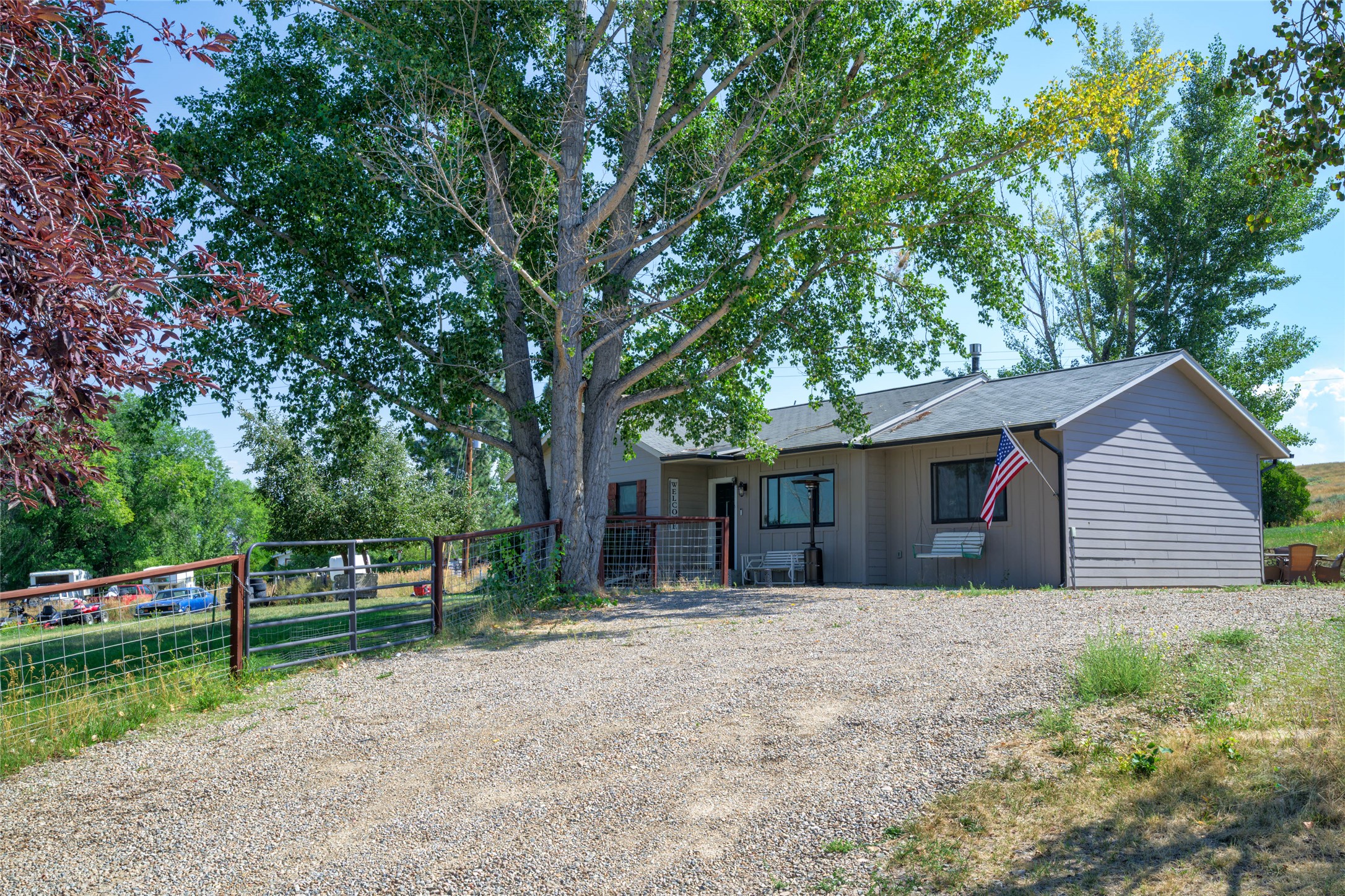 4044 Illinois Bench Road Property Photo 6