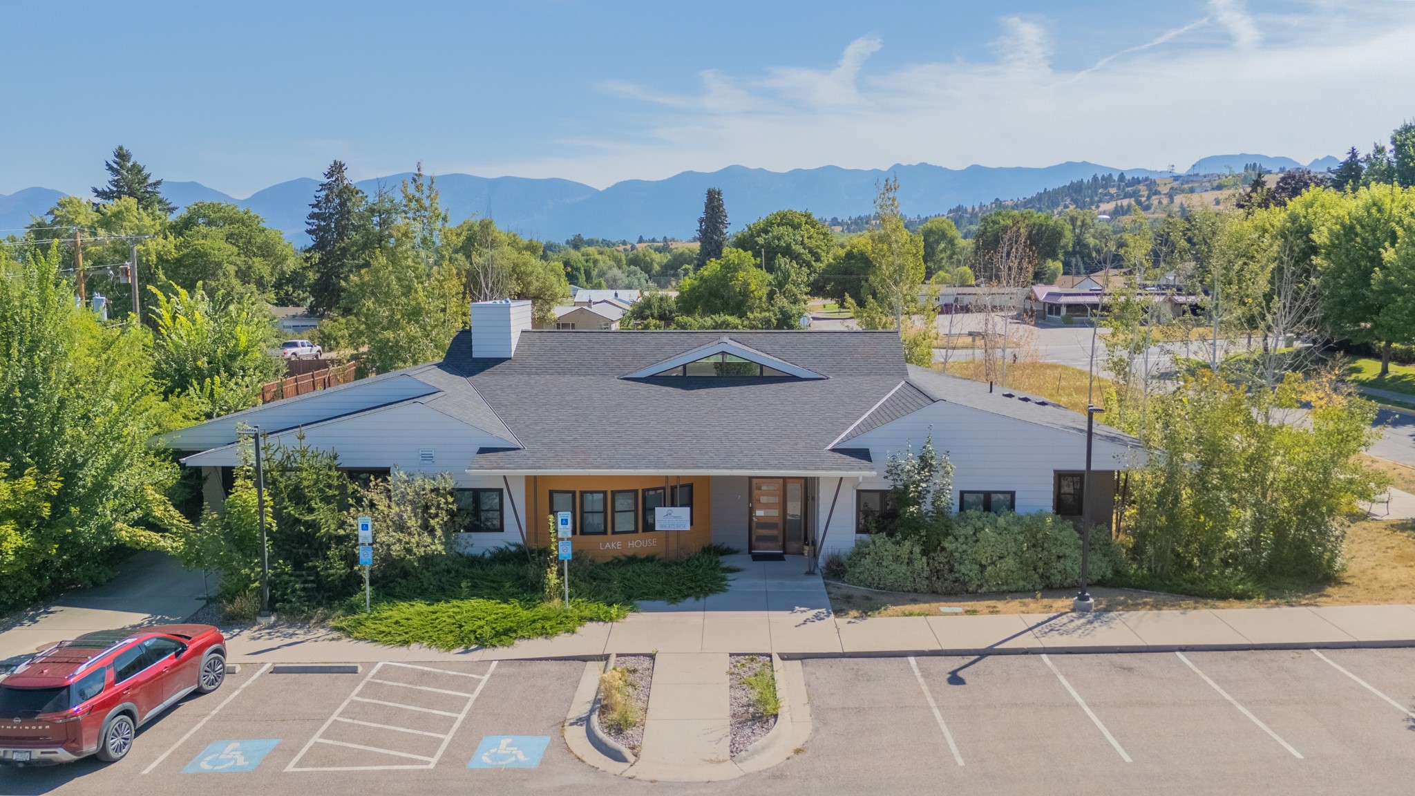 7 13th Avenue E Property Photo 1