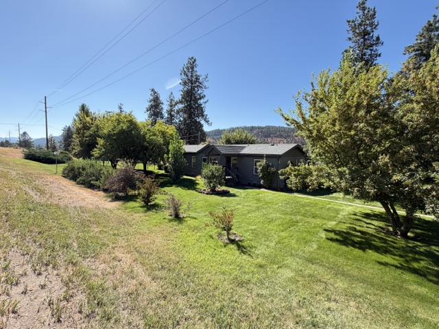 1997 Mullan Road W Property Photo 55