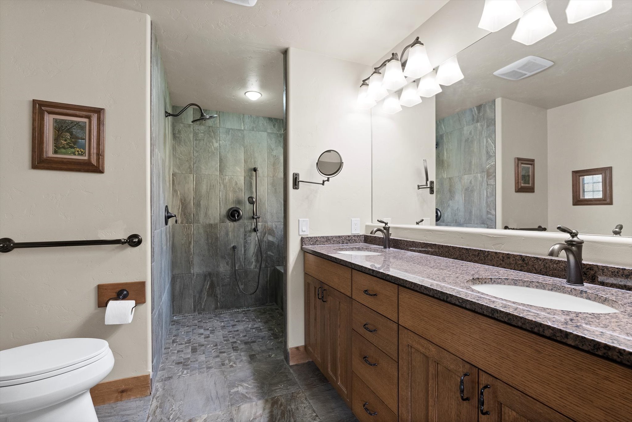 43 Peaceful Court Property Photo 16