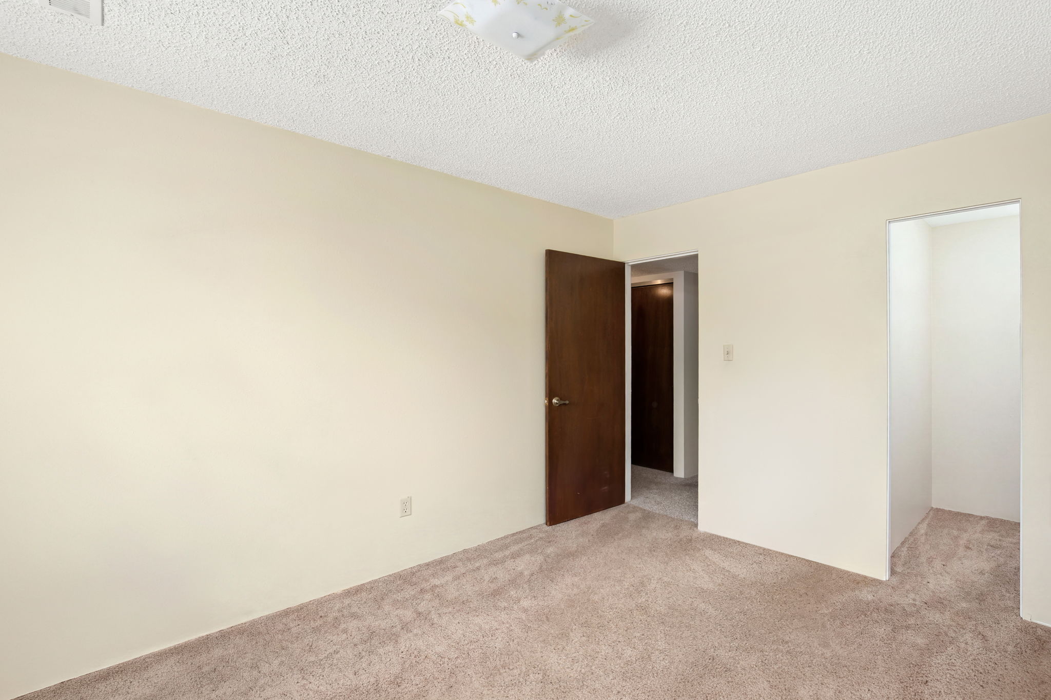 324 13th Avenue S 8 Property Photo 15
