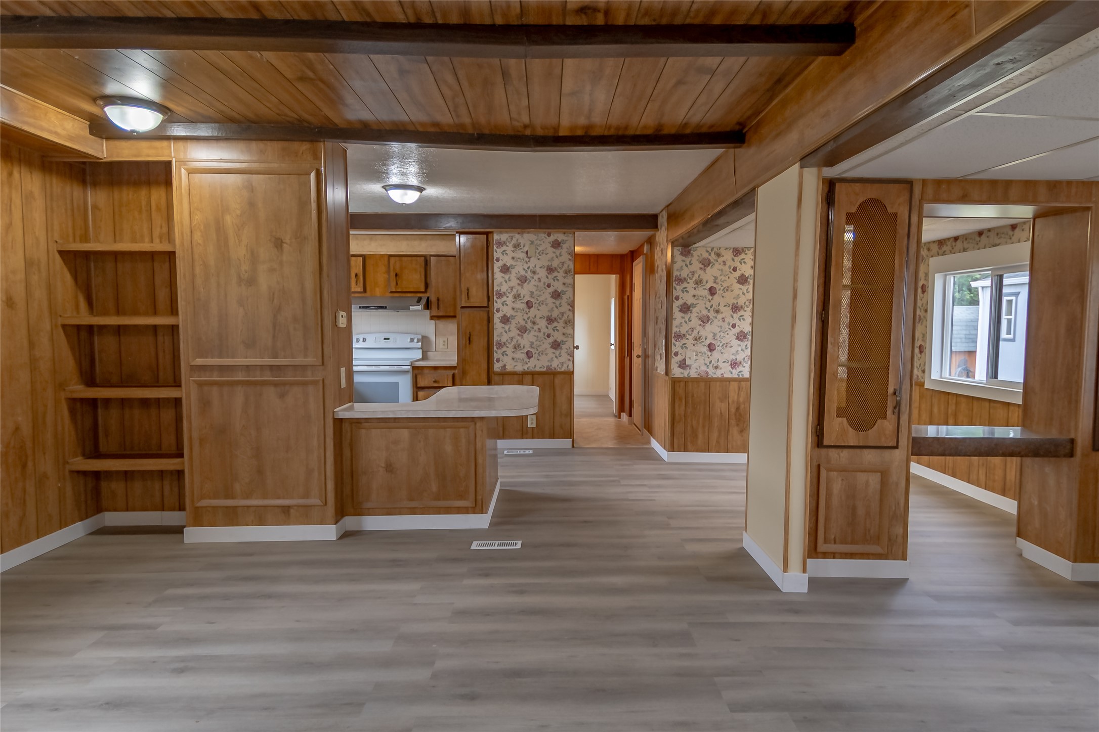 3665 Riviera Drive Property Photo 1