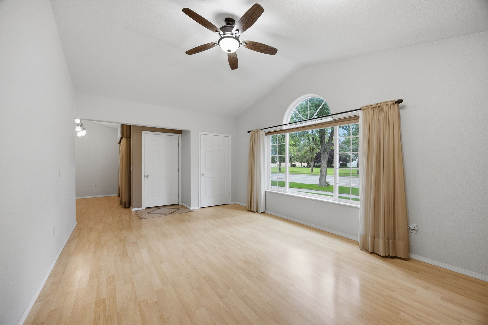 3083 Mary Jane Boulevard Property Photo 8