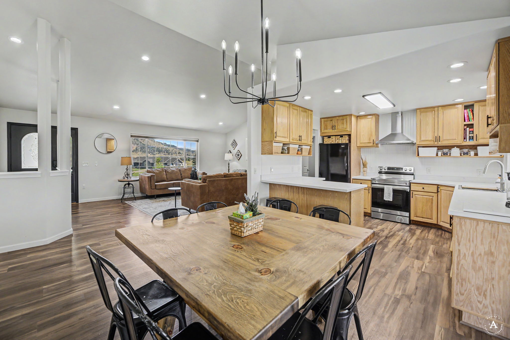 14 Cedar Waxwing Court Property Photo 18