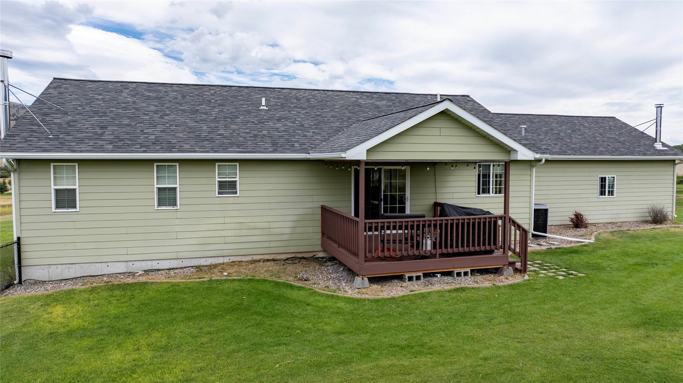 14 Cedar Waxwing Court Property Photo 55