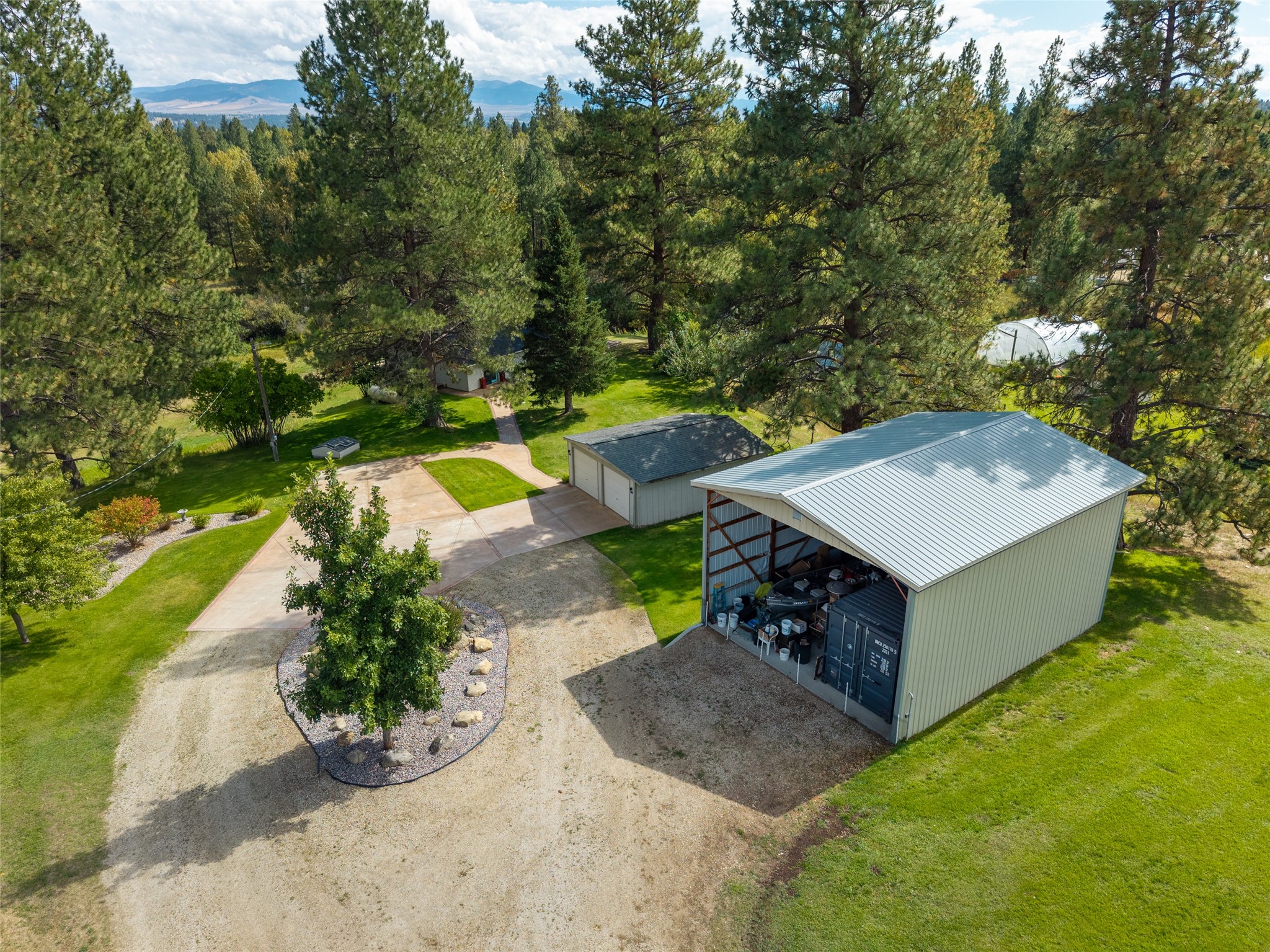 3676 Silverthorn Drive Property Photo 1