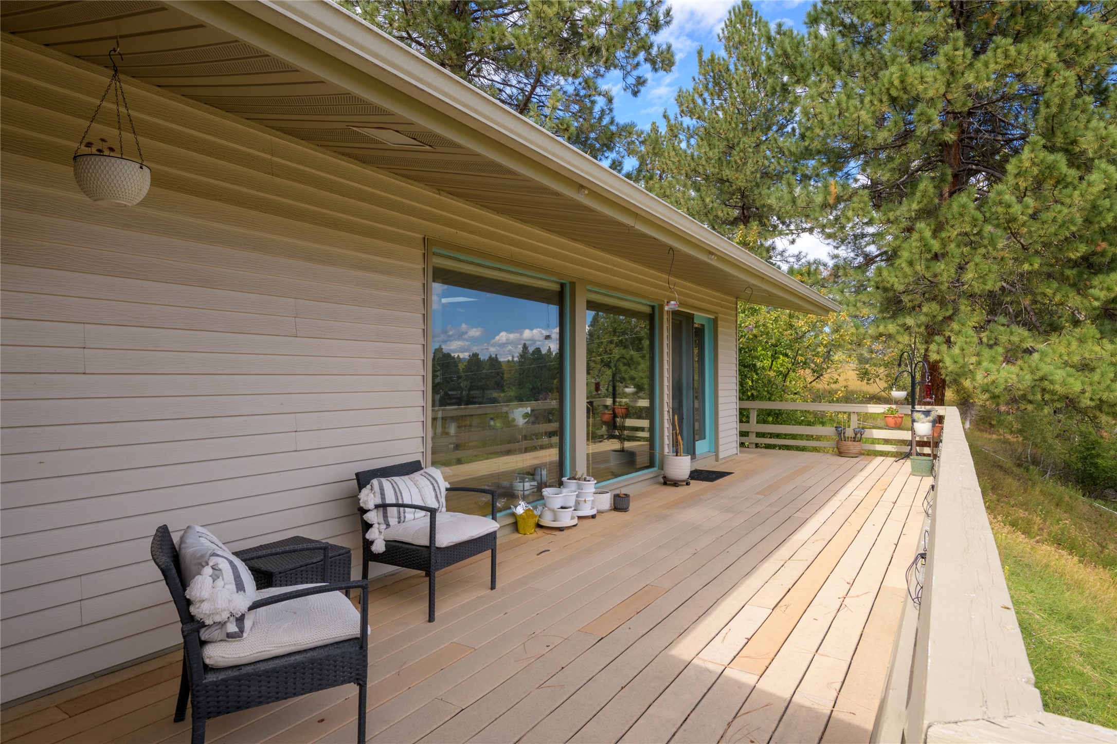 3676 Silverthorn Drive Property Photo 37