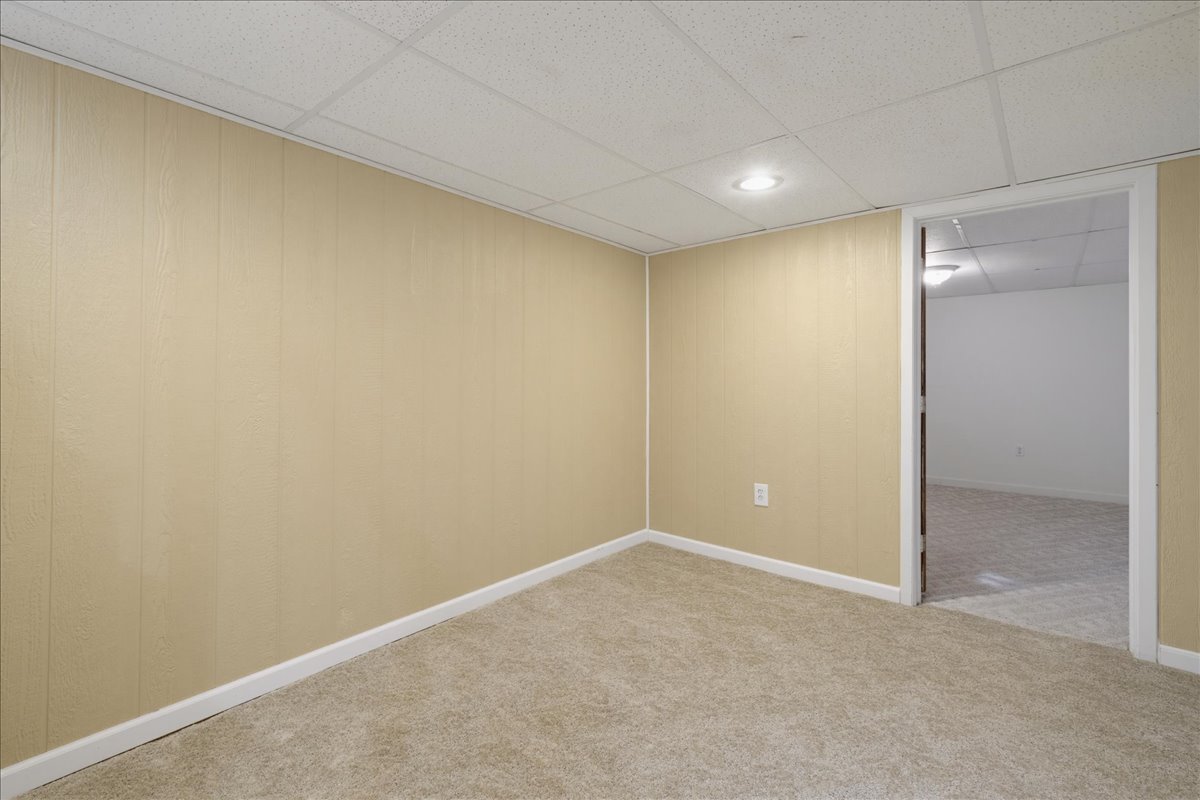 1921 4 Avenue N Property Photo 12