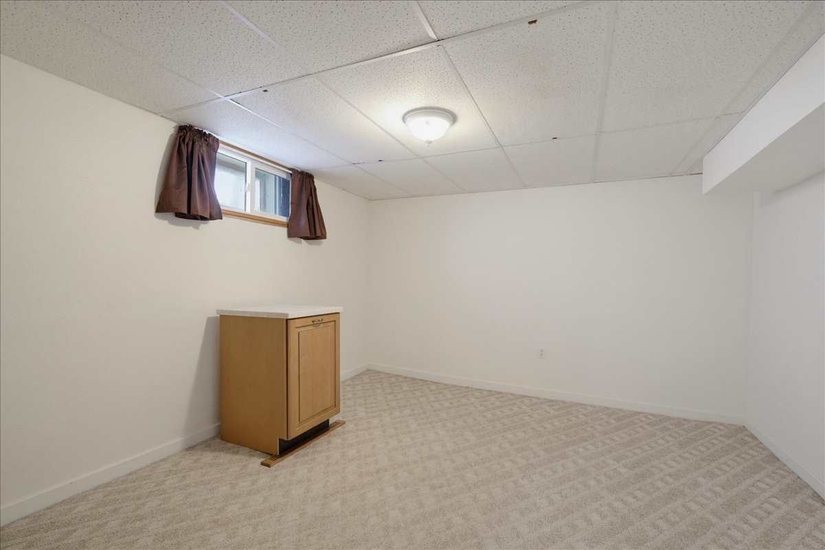 1921 4 Avenue N Property Photo 15