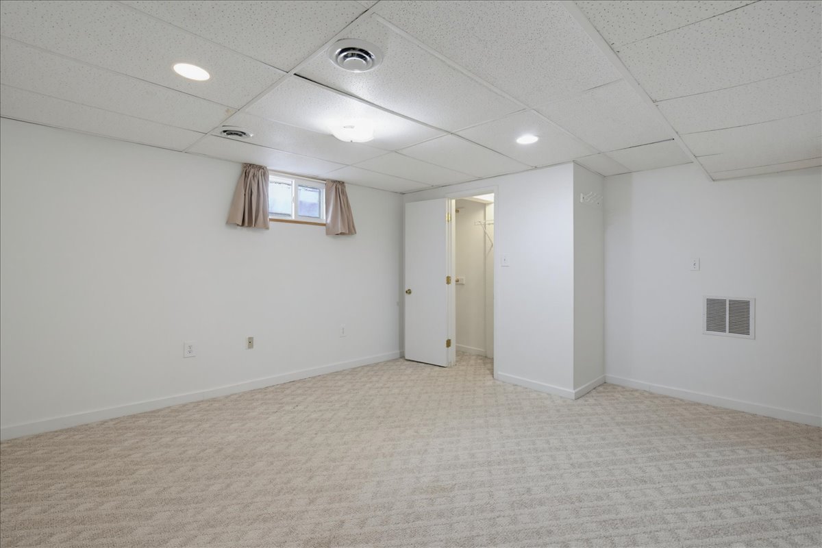 1921 4 Avenue N Property Photo 16