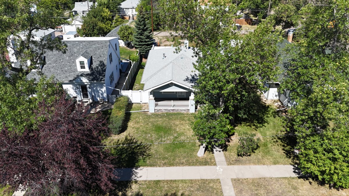 1921 4 Avenue N Property Photo 22