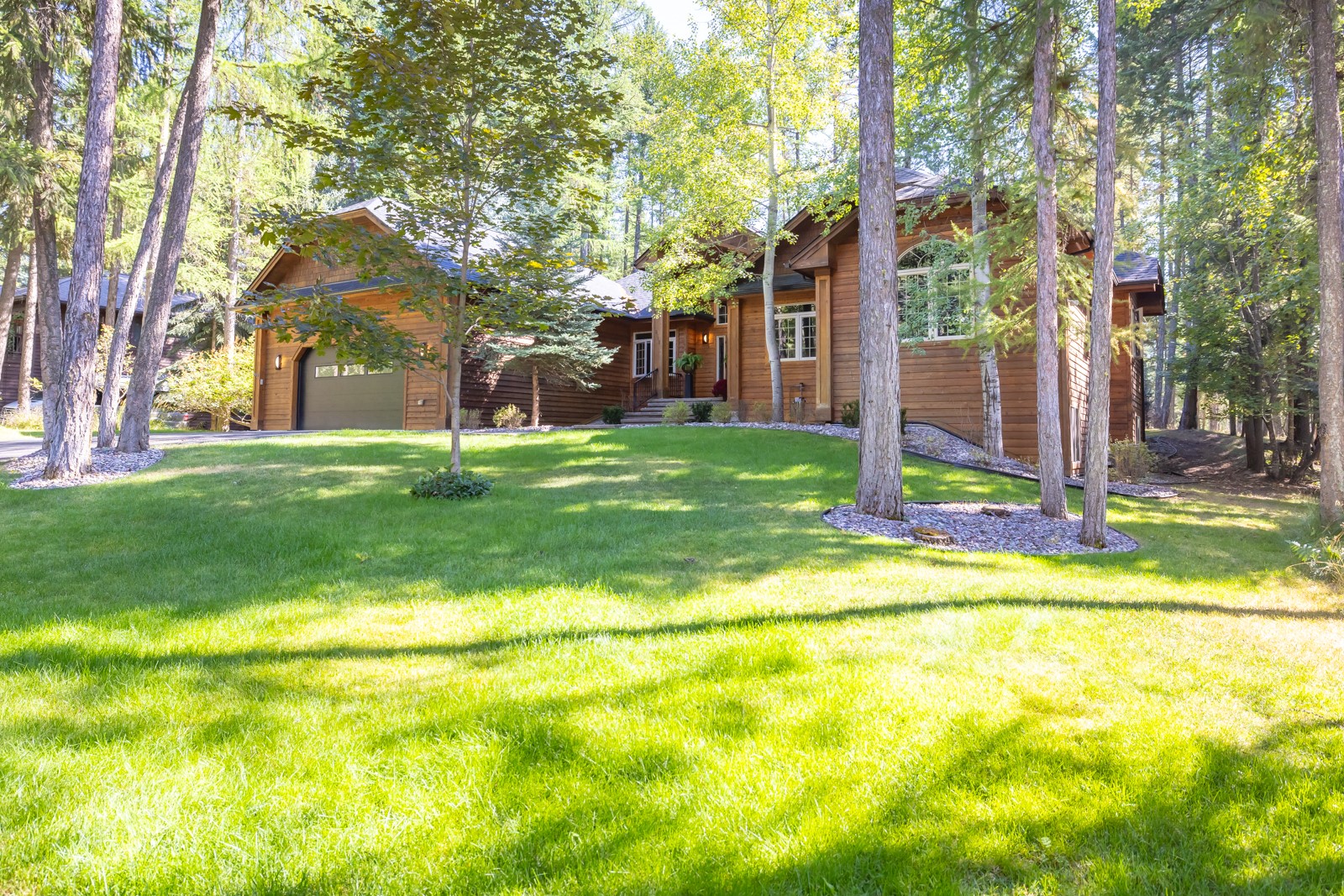 2315 Houston Point Drive Property Photo 4