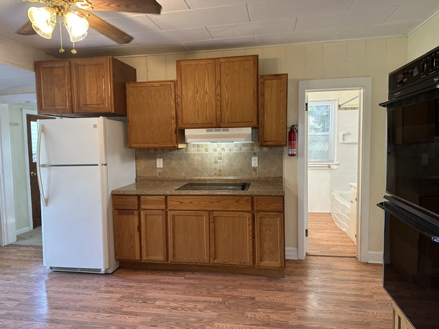 312 E 1st Street Property Photo 7