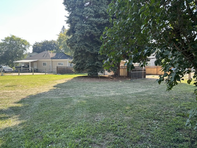 312 E 1st Street Property Photo 32