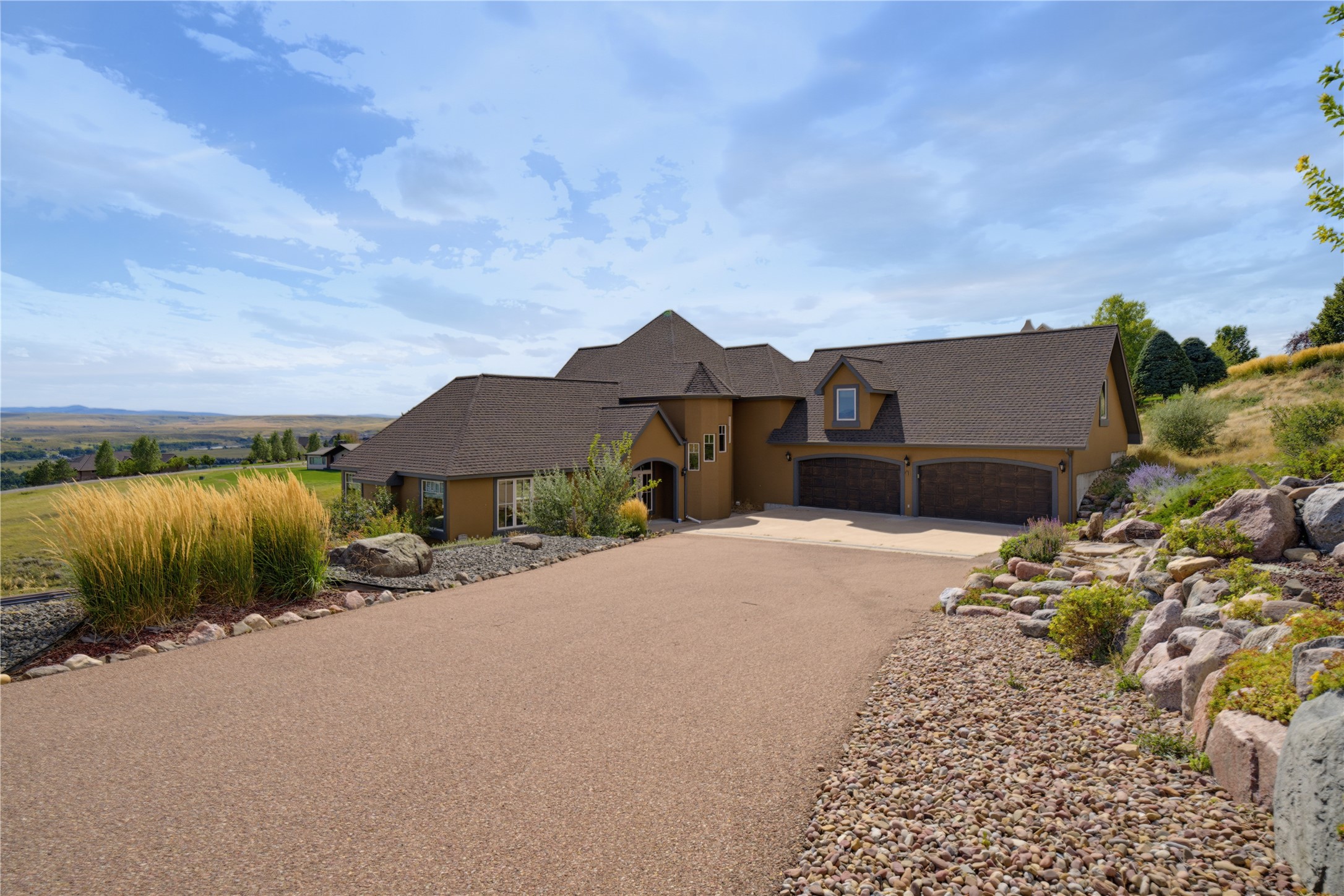 89 Spring Tree Road Property Photo 2