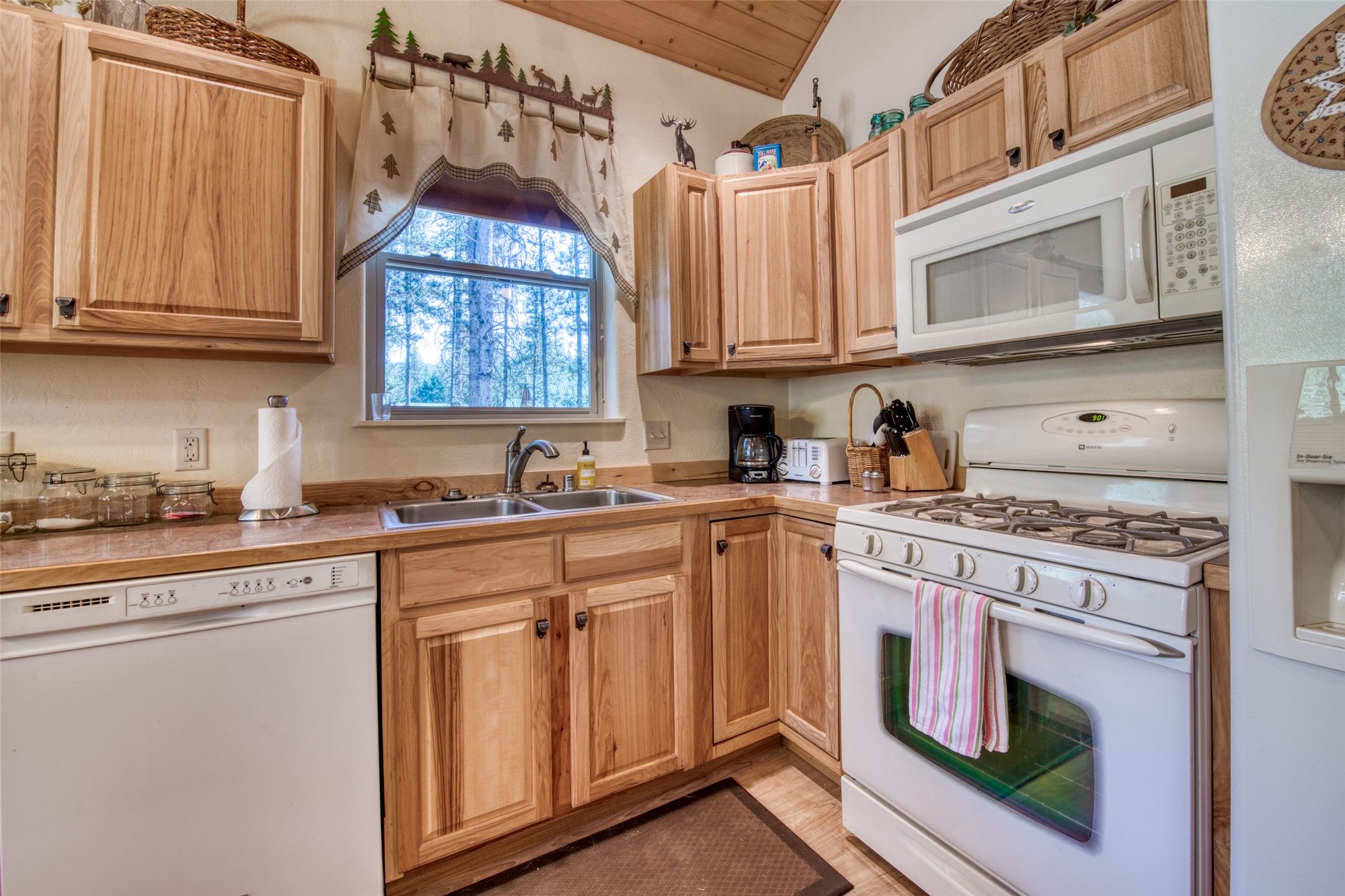 2849 East Fork Road Property Photo 23