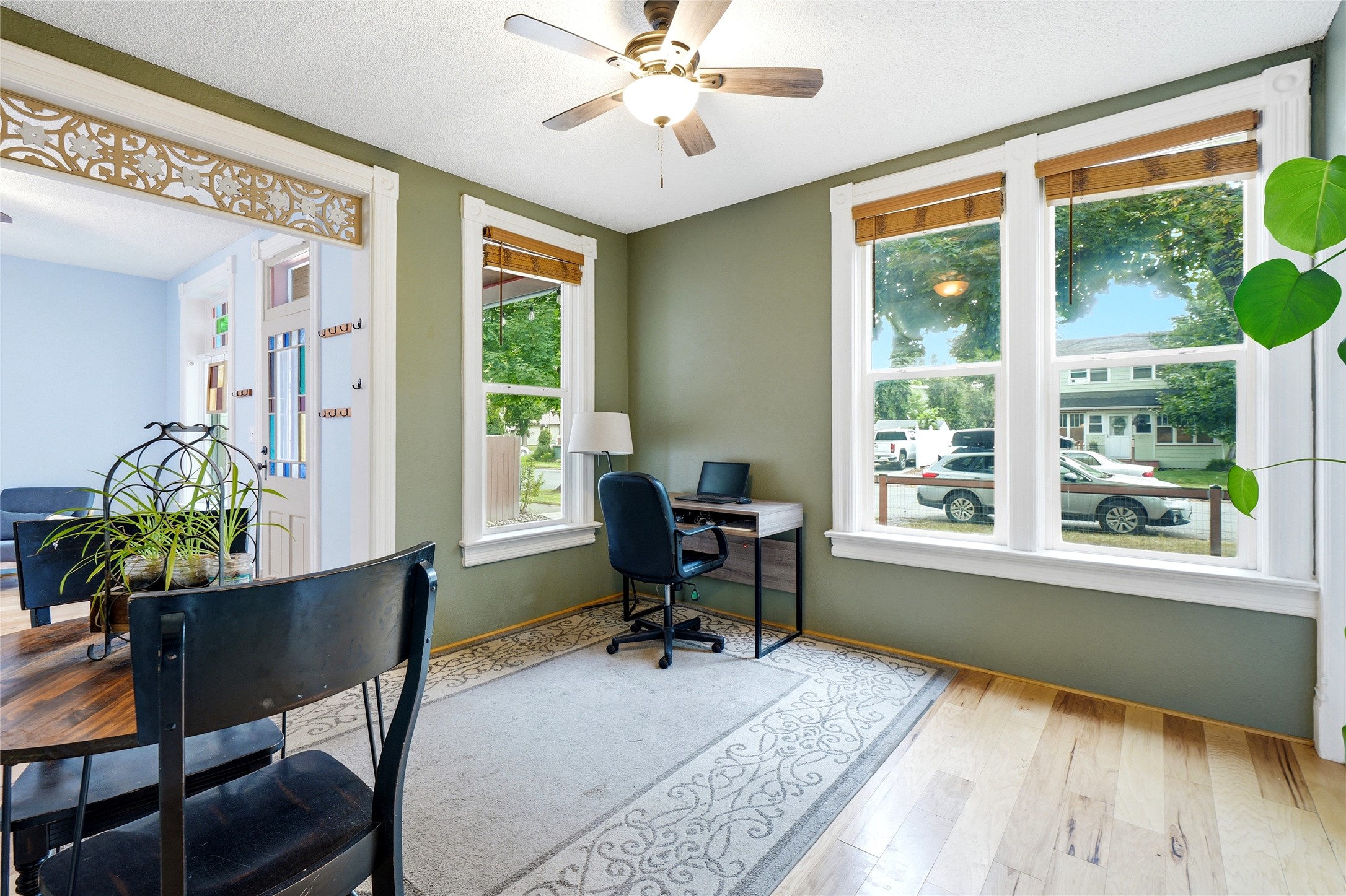 327 3rd Street E Property Photo 16
