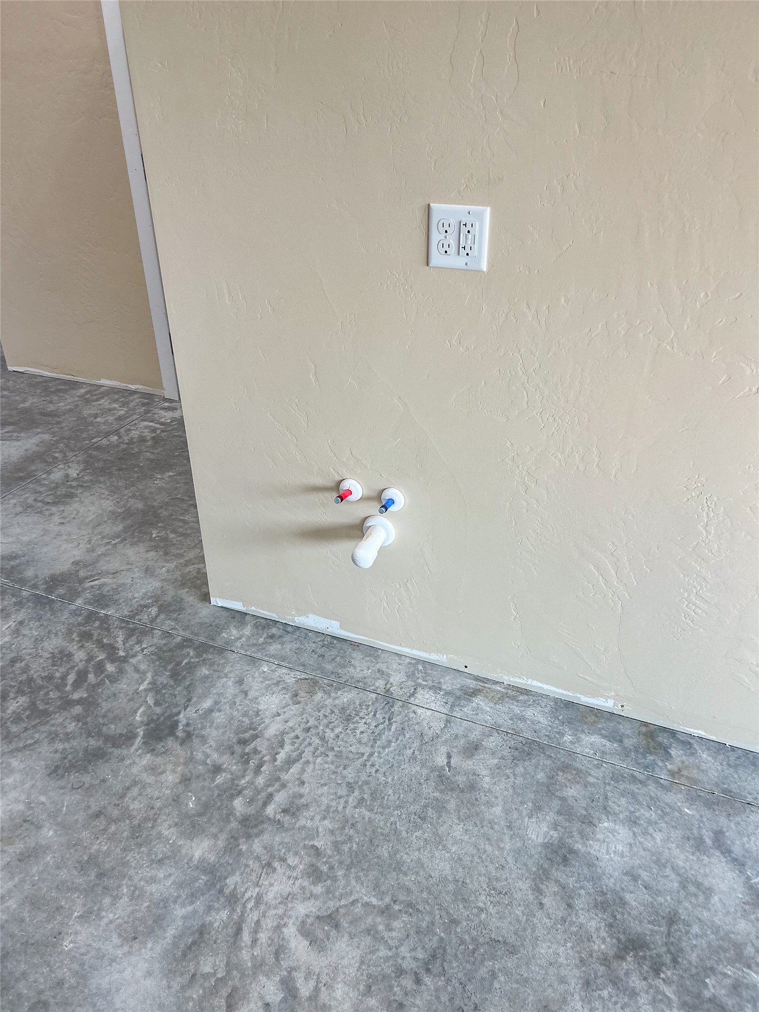 198 Hill Road B2 Property Photo 5