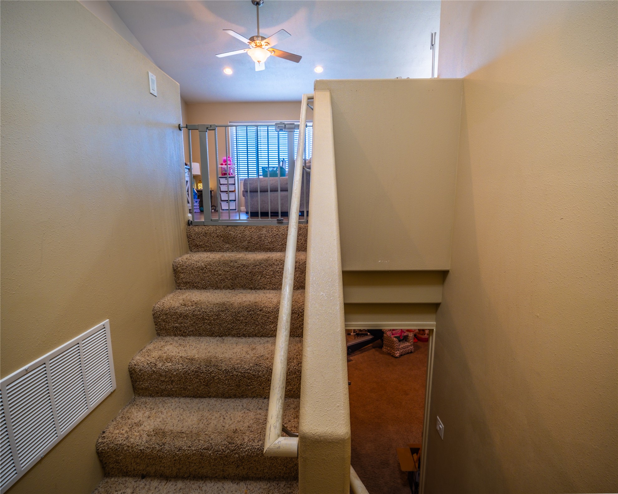 1009 38th Avenue Ne Property Photo 21