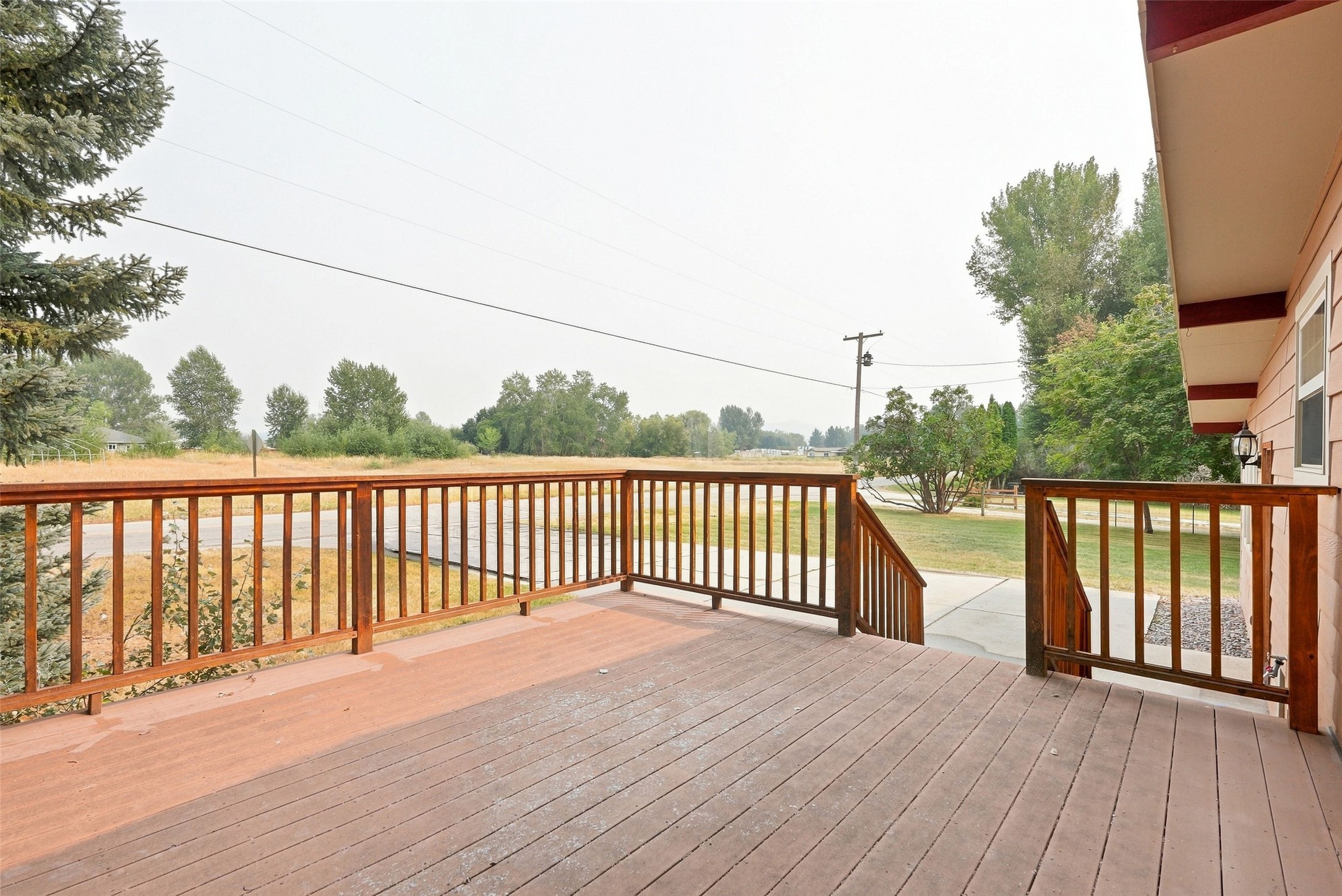 555 Grantsdale Road Property Photo 7