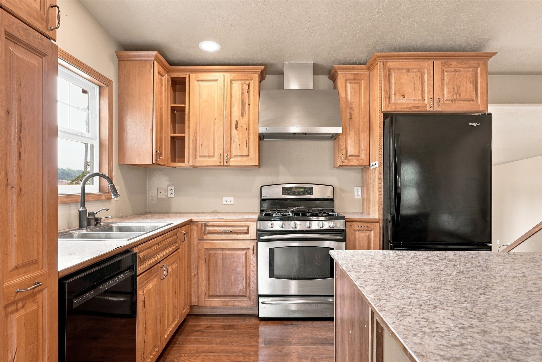 555 Grantsdale Road Property Photo 15