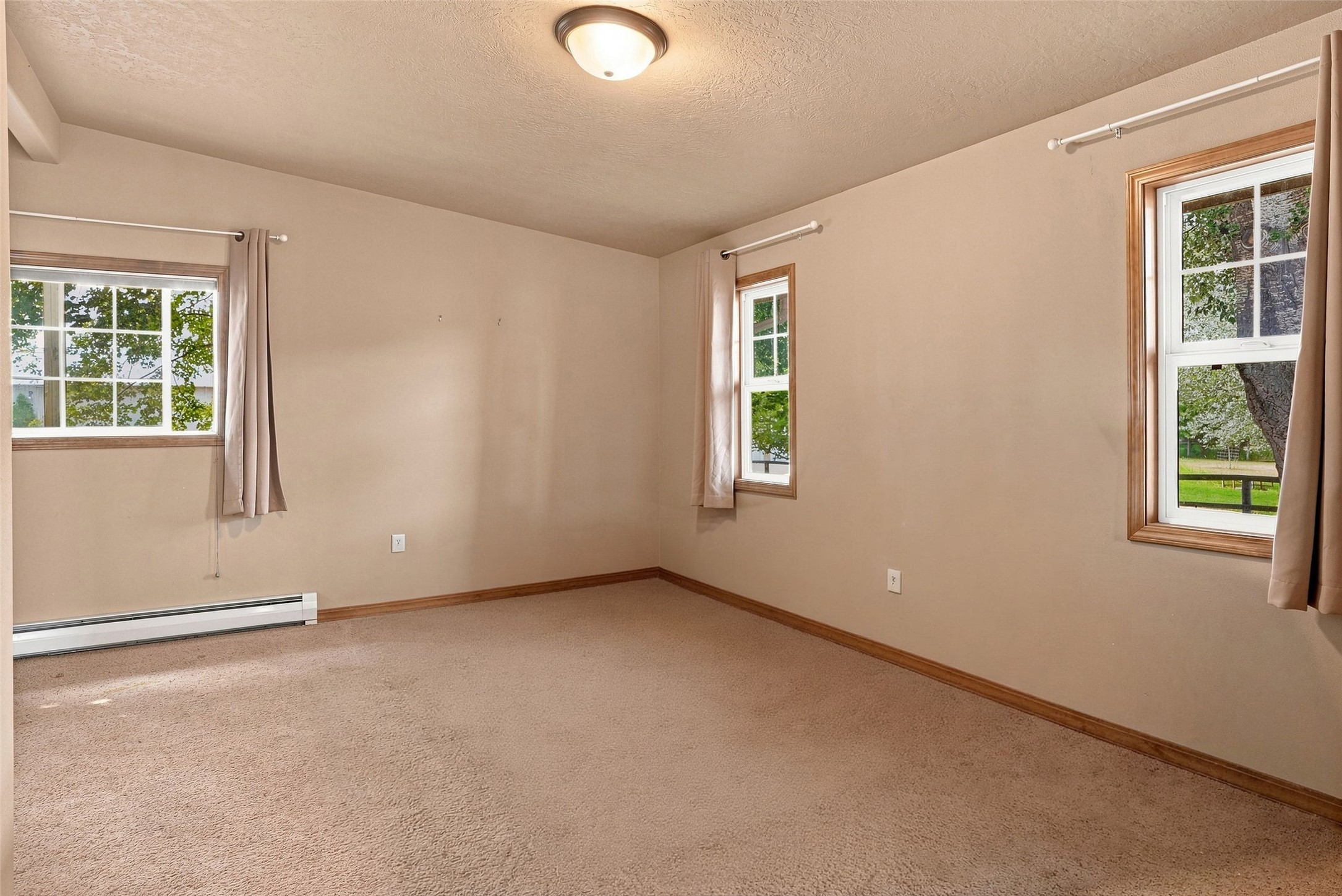555 Grantsdale Road Property Photo 18